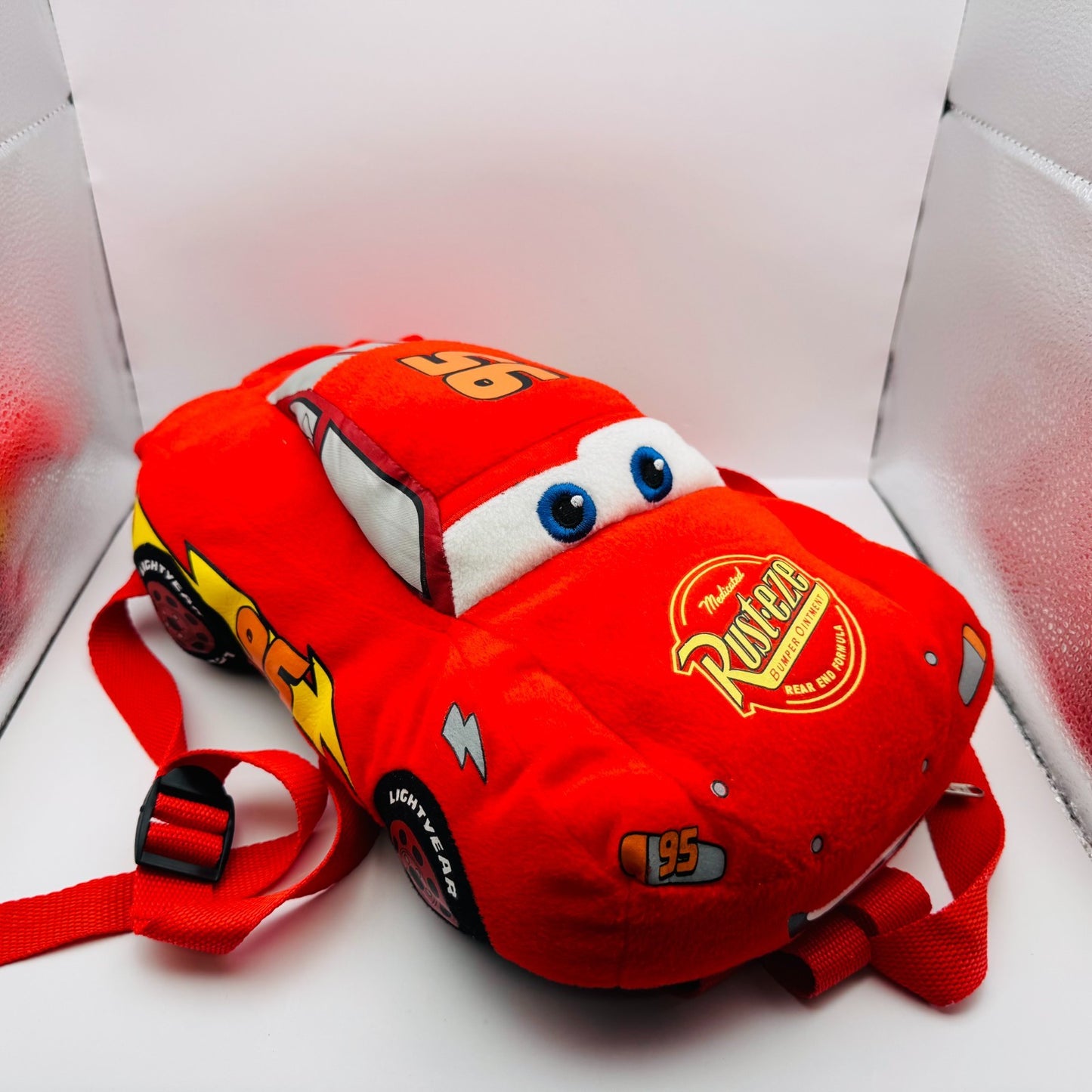 Disney Pixar Cars - LIGHTNING MCQUEEN BACKPACK PLUSH PILLOW 2010