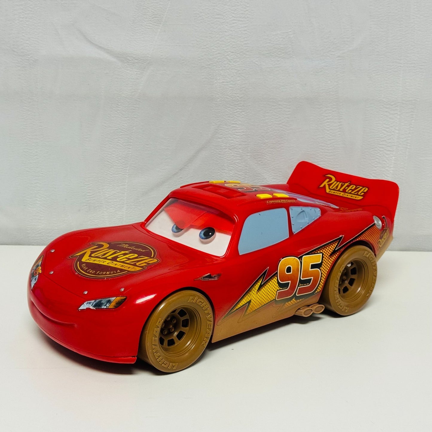 Disney Pixar Cars - LARGE 14" DIRT TRACK MCQUEEN *NON-WORKING* - 1:18 Scale
