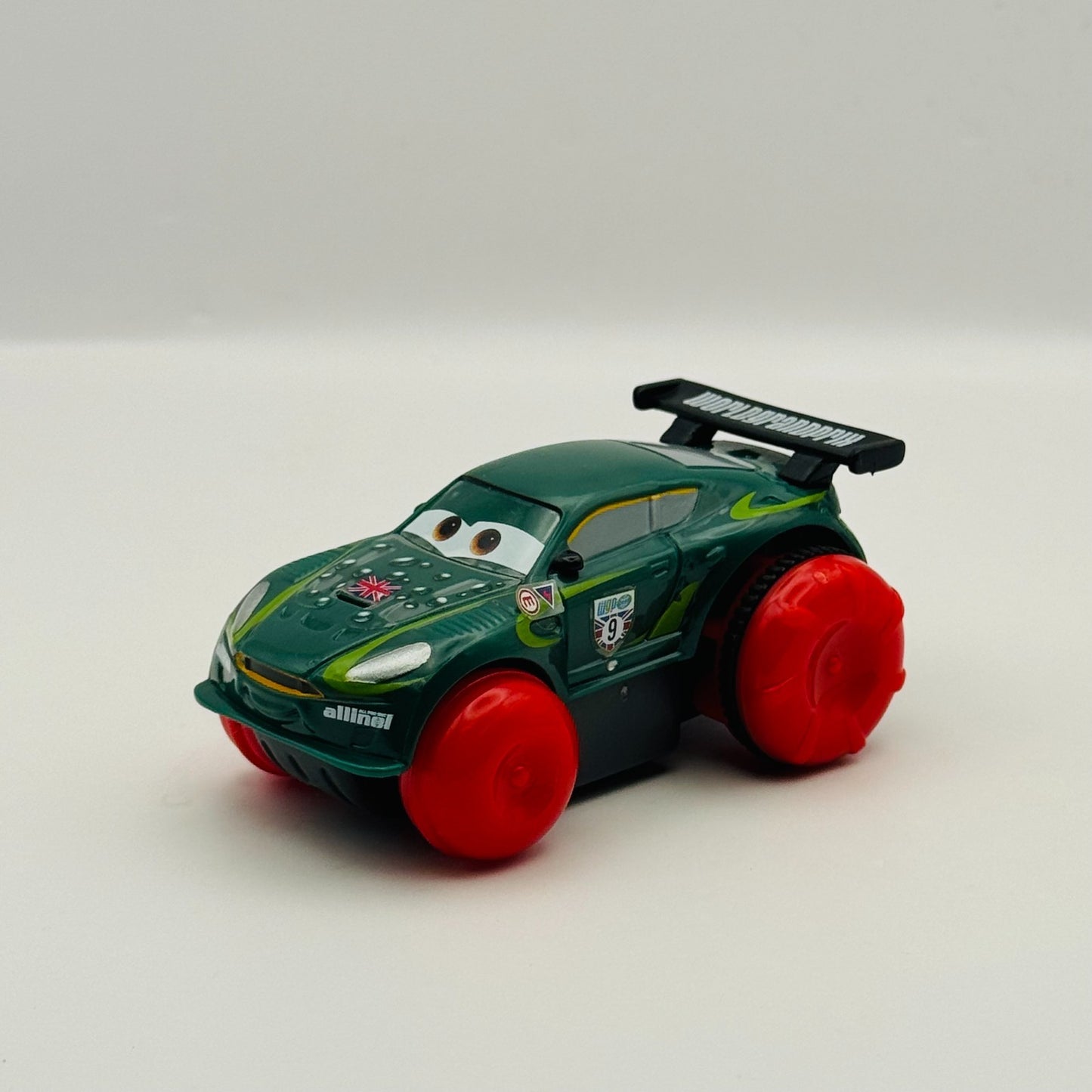 Disney Pixar Cars - HYDRO WHEELS NIGEL GEARSLEY RED WHEELS 2015 - 1:55 Scale