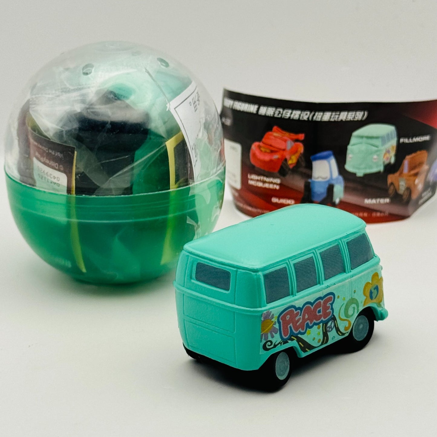 Disney Pixar Cars - Capsule Tomica SLEEPING FILLMORE Mini Figurine