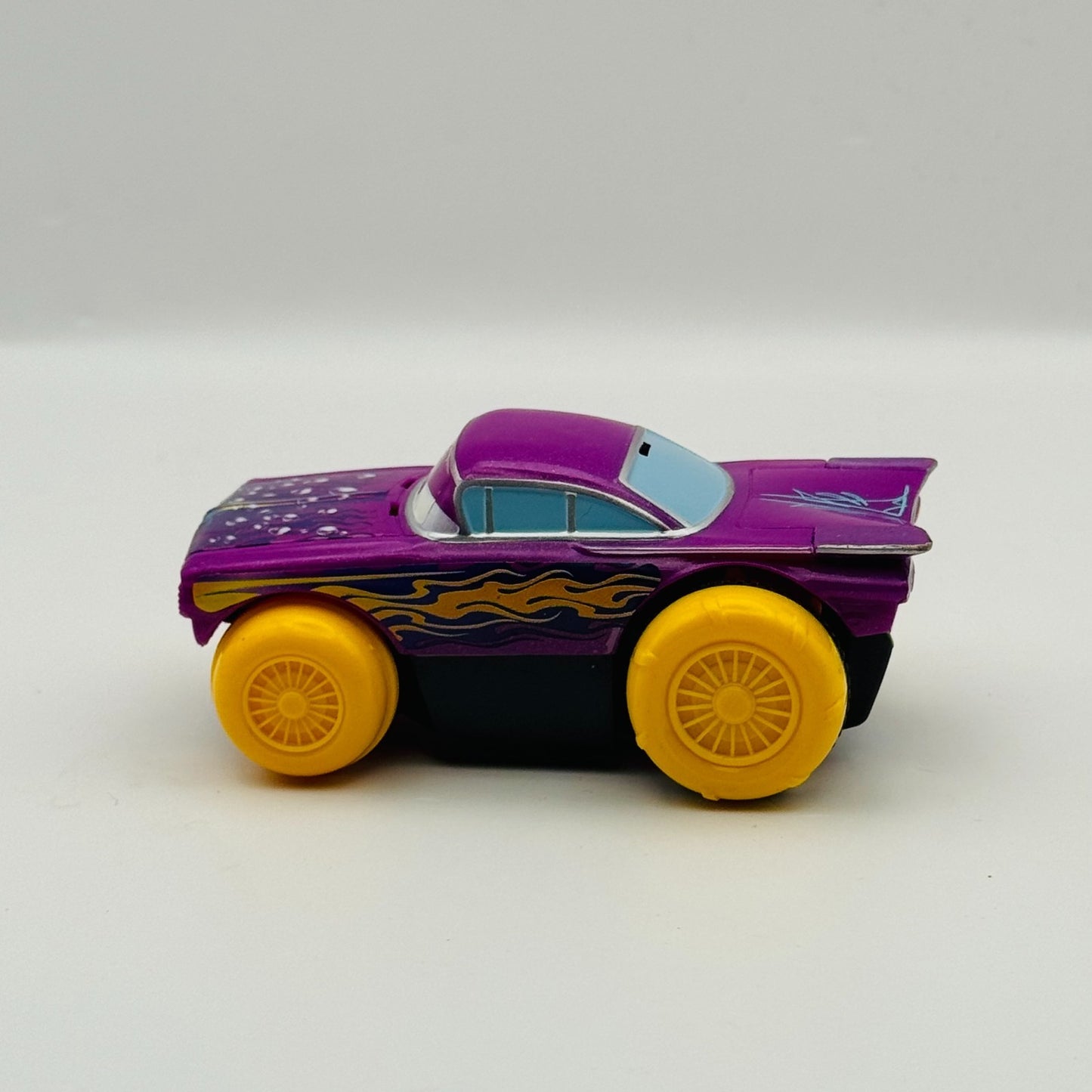 Disney Pixar Cars - HYDRO WHEELS RAMONE 2015 - 1:55 Scale