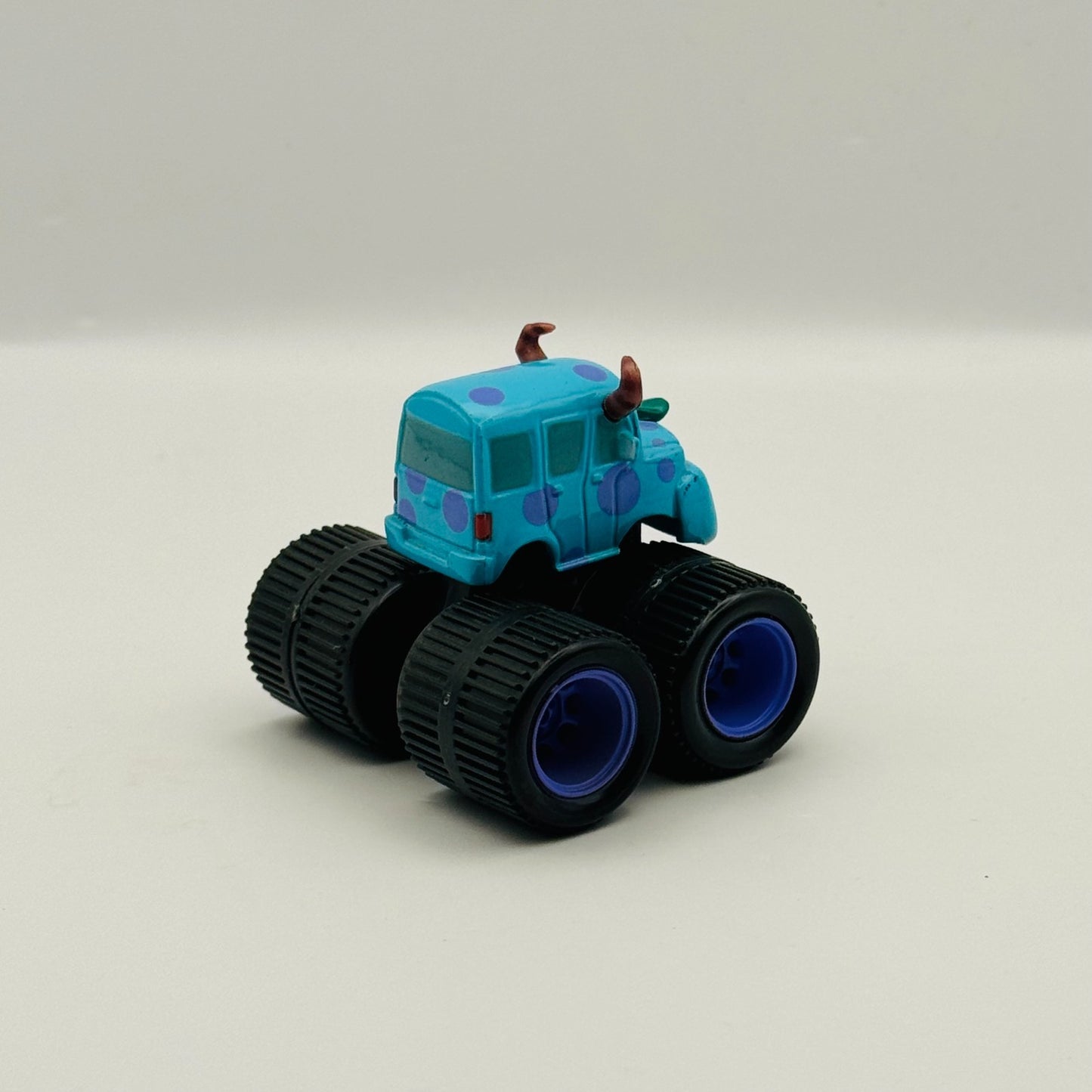 Disney Pixar Cars - MIKE & SULLEY Monster's INC Supercharged 2007 - 1:55 Diecast