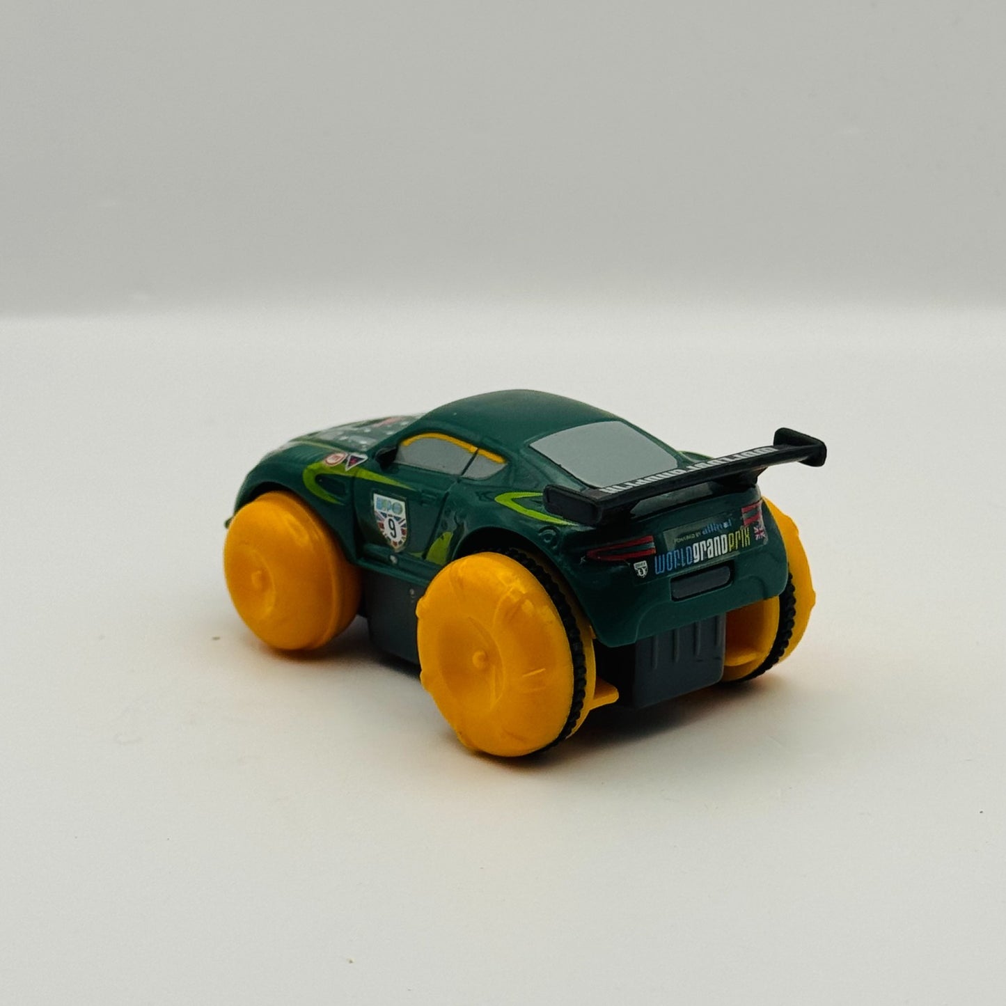 Disney Pixar Cars - HYDRO WHEELS NIGEL GEARSLEY ORANGE WHEELS 2015 - 1:55 Scale