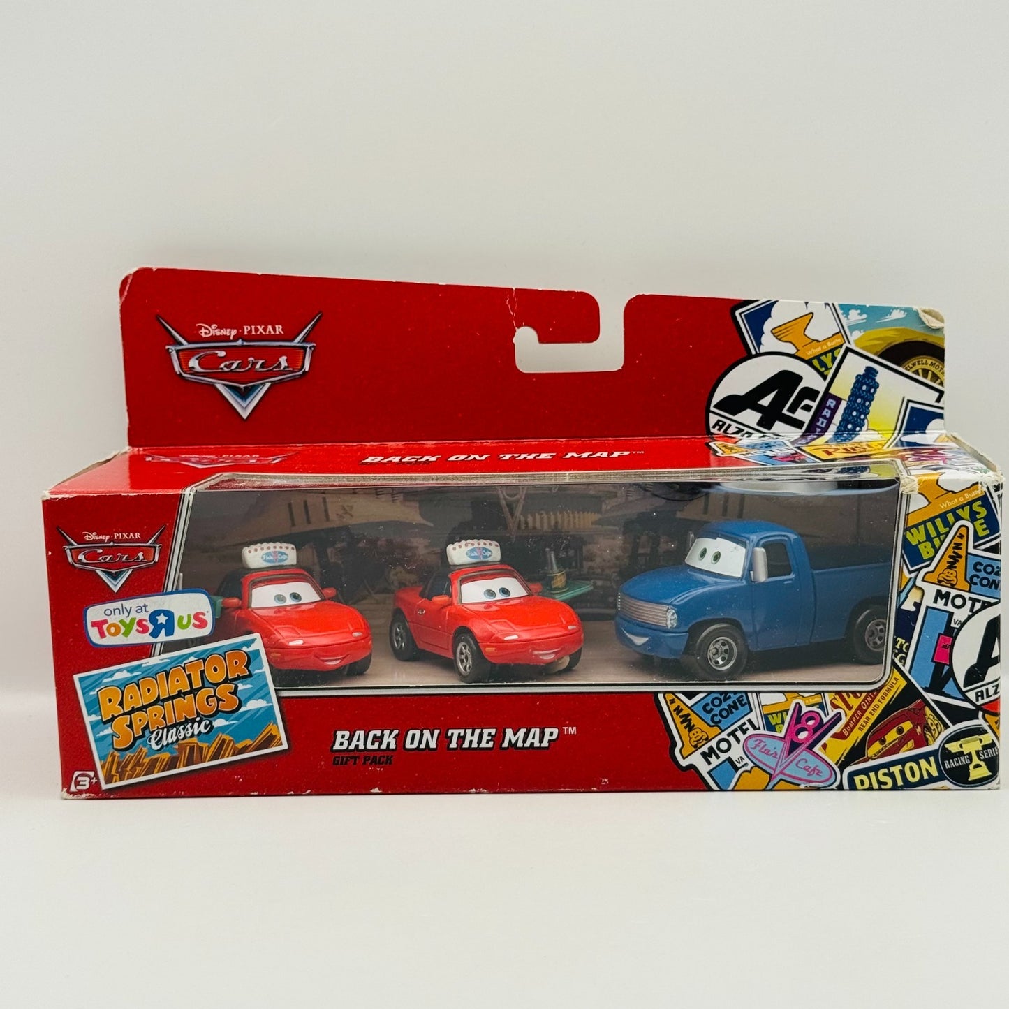 Disney Pixar Cars BACK ON THE MAP  WAITRESS MIA & TIA  HANK HALLSUM 1:55 Diecast