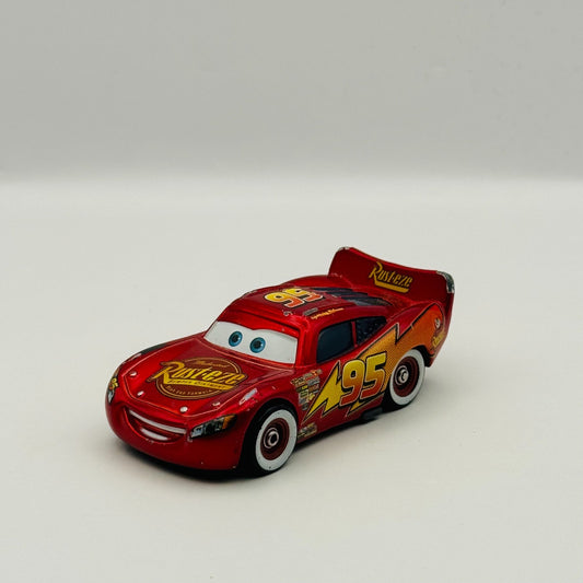 Disney Pixar Cars - LIGHTNING MCQUEEN MIT AUFKLEBERN German Promo - 1:55 Diecast