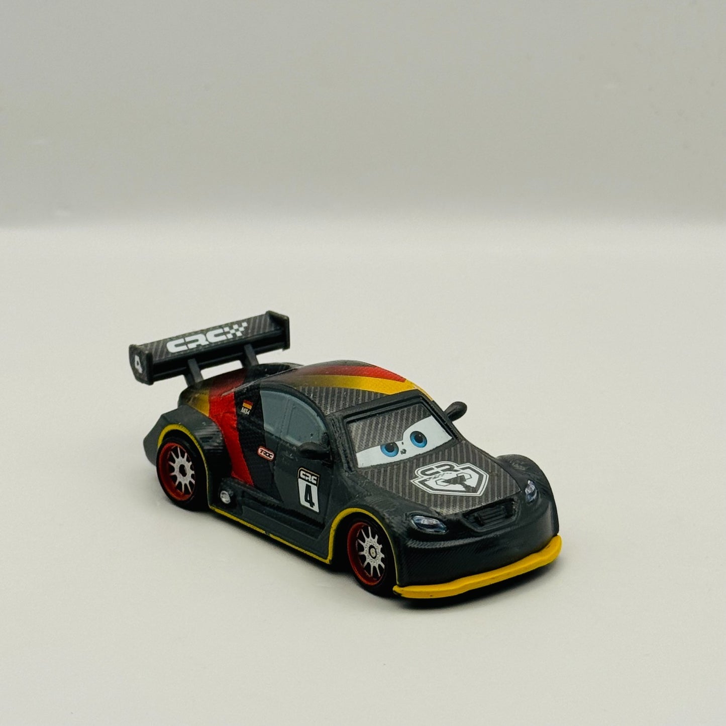 Disney Pixar Cars - CARBON RACERS MAX SCHNELL WGP TROC 2016 - 1:55 Diecast