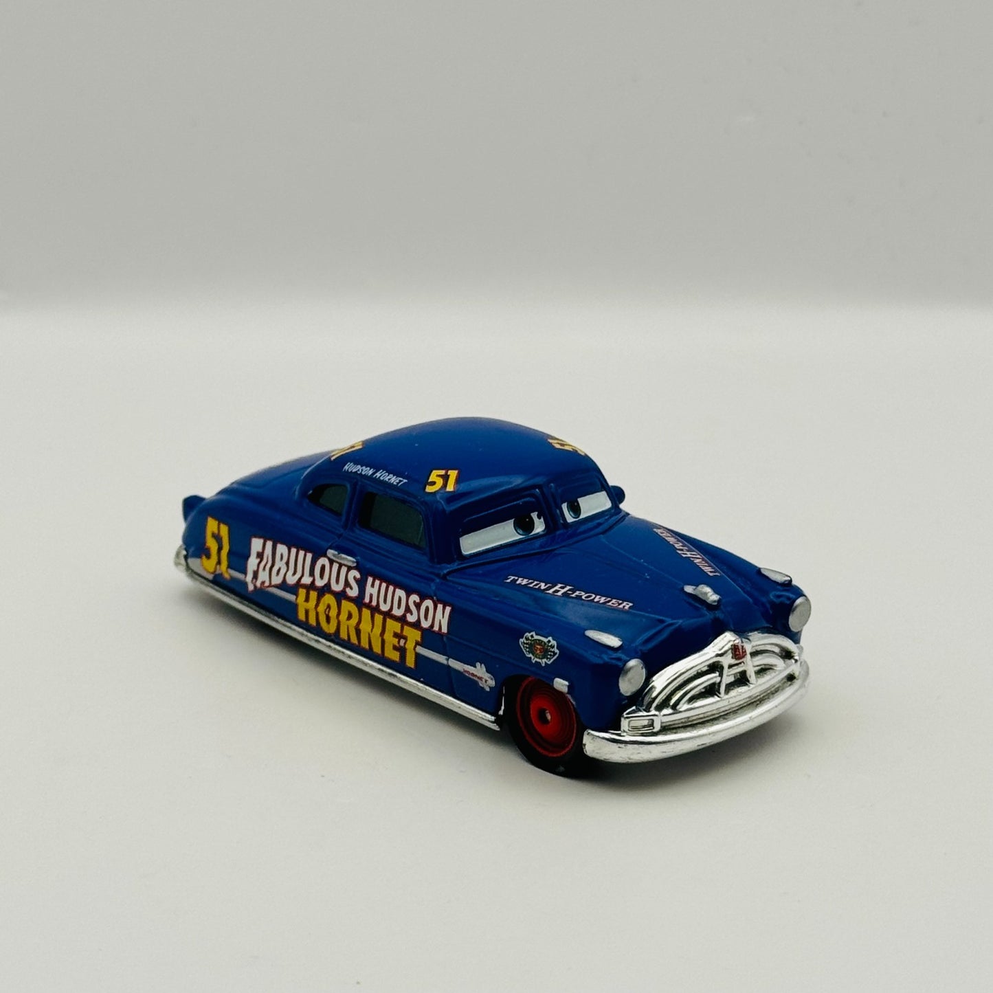 Disney Pixar Cars - FABULOUS HUDSON HORNET DOC Supercharged 2007 - 1:55 Diecast