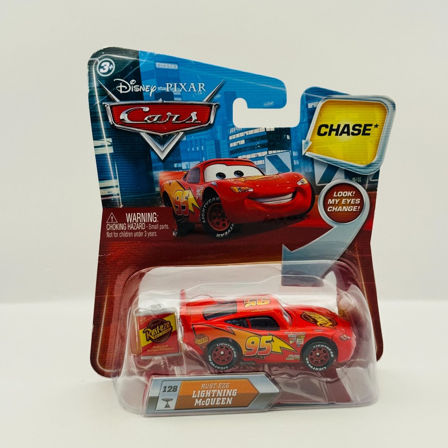 Disney Pixar Cars - LIGHTNING MCQUEEN WITH RUST-EZE CAN CHASE 2010- 1:55 Diecast