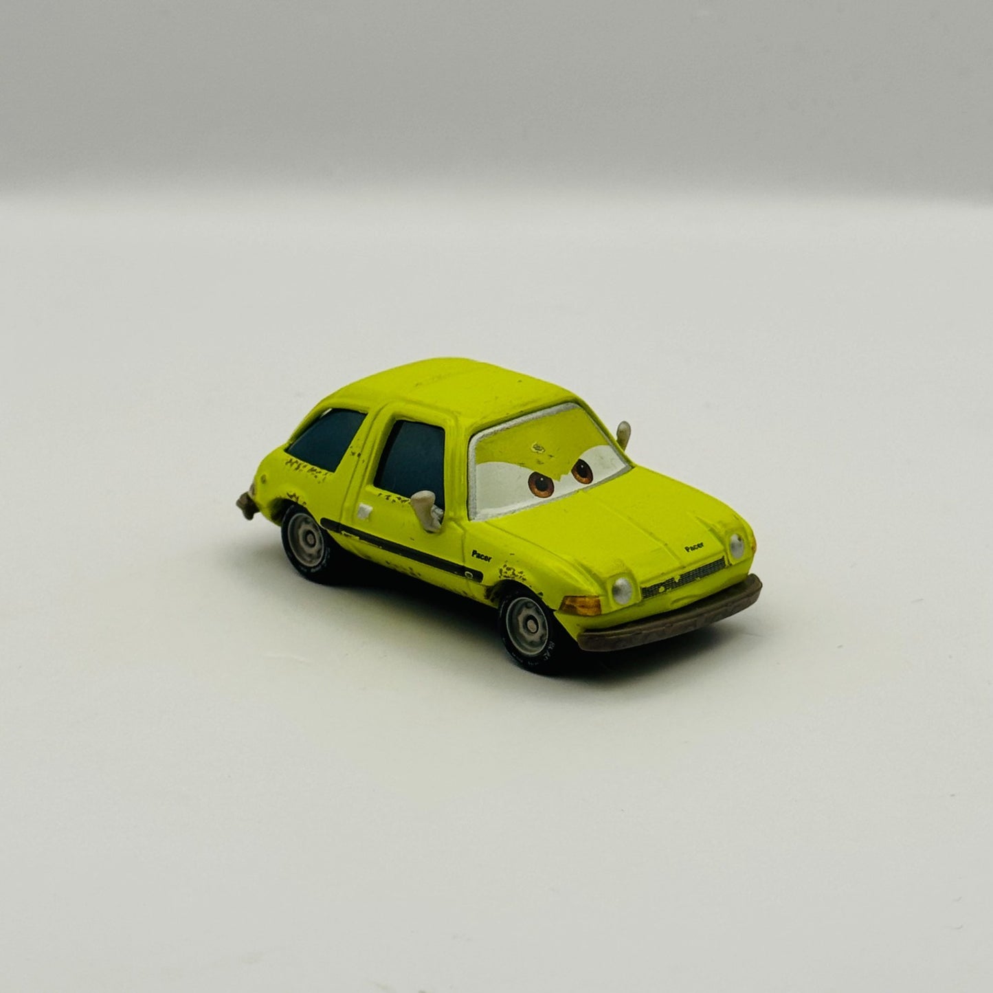 Disney Pixar Cars - ACER [AMC Pacer] Cars 2 2011 - 1:55 Diecast
