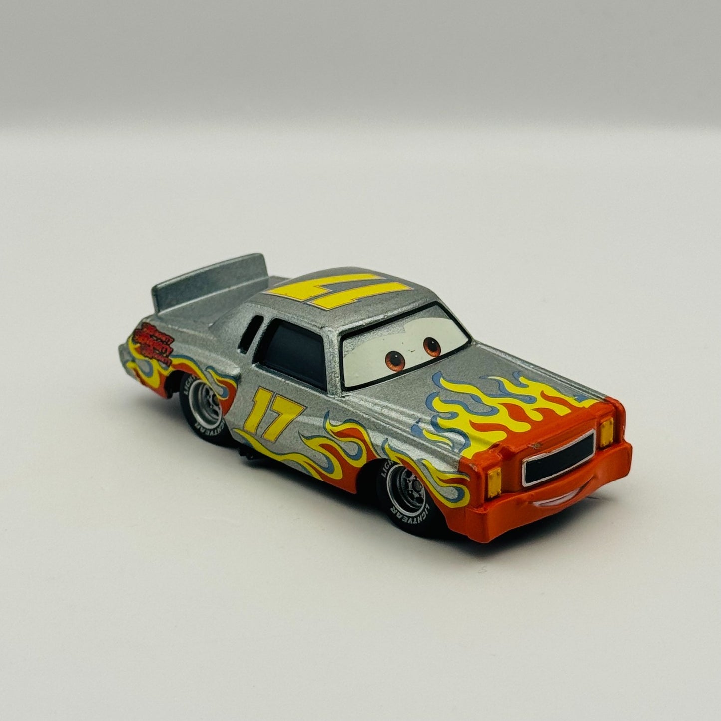 Disney Pixar Cars - DARRELL CARTRIP UNIBODY Cars 2 2012 - 1:55 Diecast