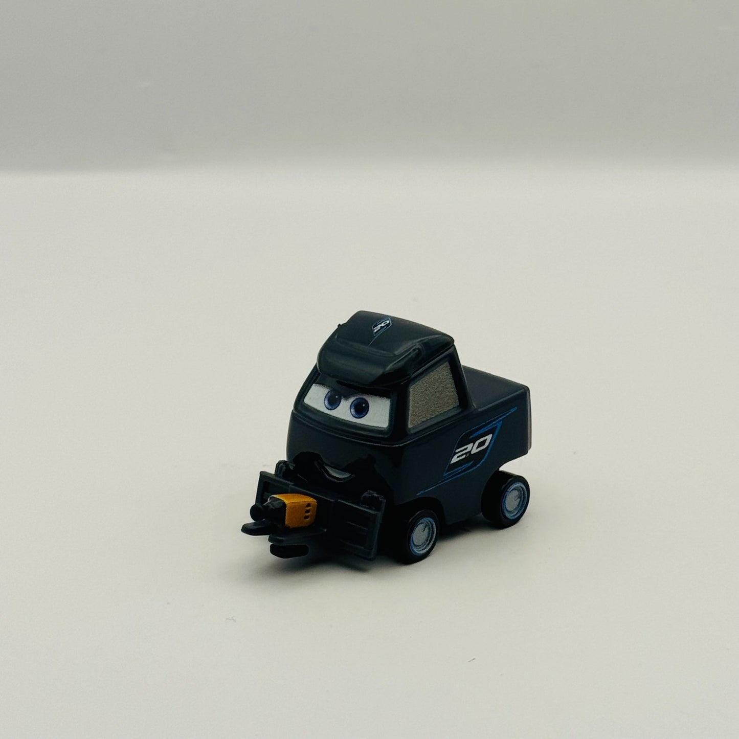 Disney Pixar Cars - JACKSON STORM LAURA SPINWELL PITTY 2021 - 1:55 Diecast