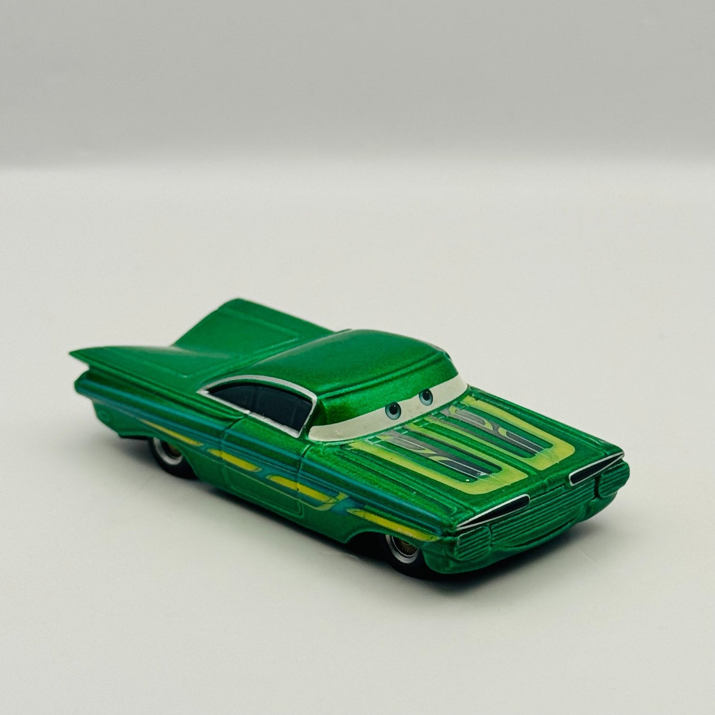 Disney Pixar Cars - GREEN RAMONE Supercharged 2007 - 1:55 Diecast