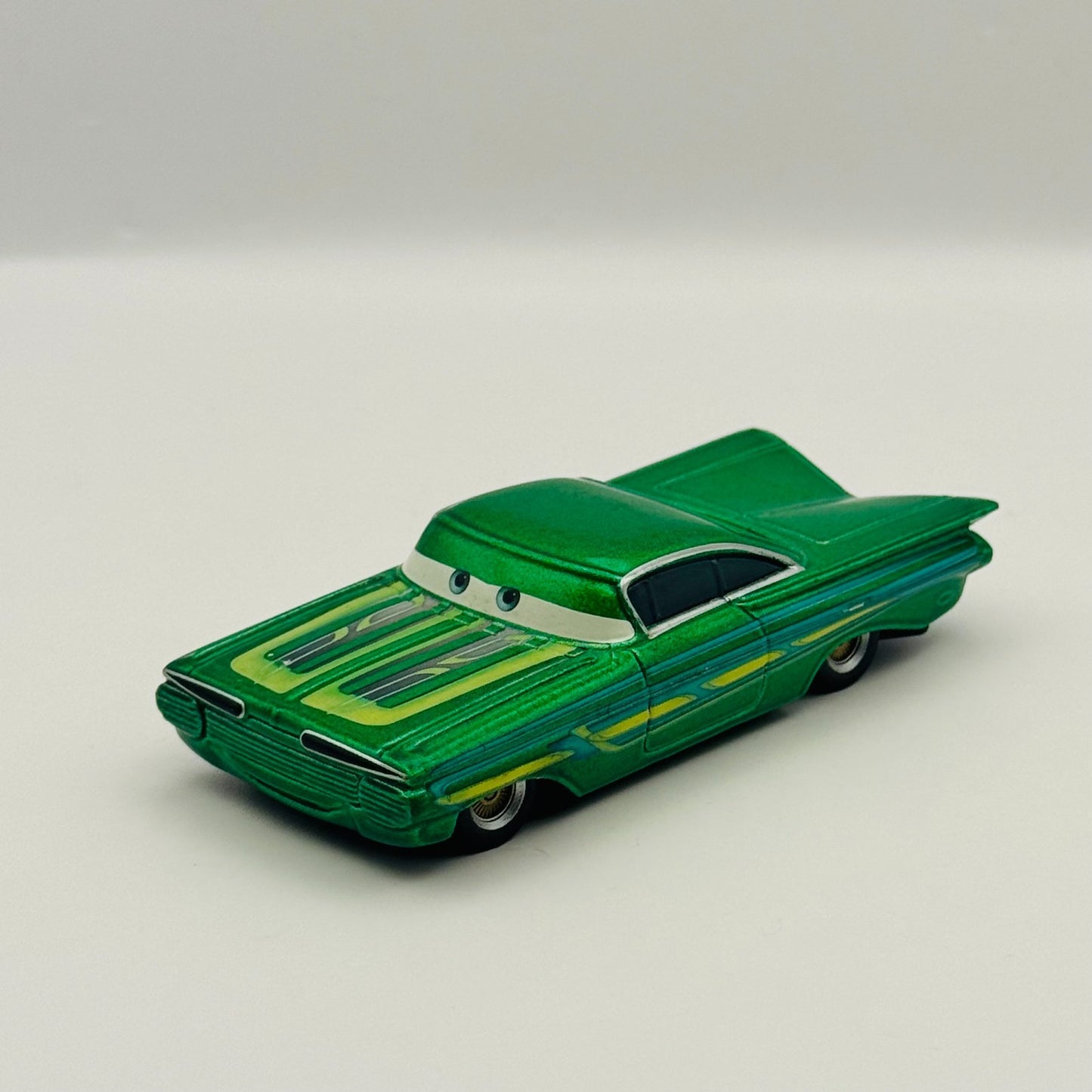 Disney Pixar Cars - GREEN RAMONE Supercharged 2007 - 1:55 Diecast