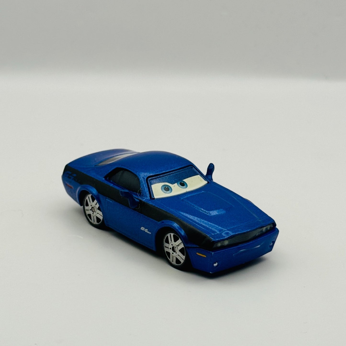 Disney Pixar Cars - ROD TORQUE REDLINE DODGE CHARGER Cars 2 2011 - 1:55 Diecast