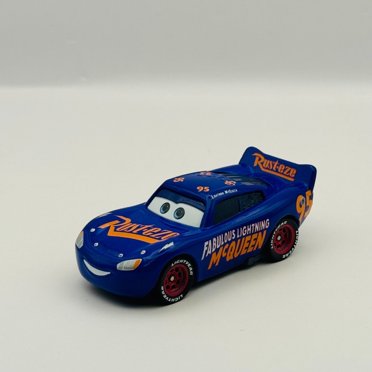 Disney Pixar Cars - FABULOUS LIGHTNING MCQUEEN 2026 - 1:55 Diecast