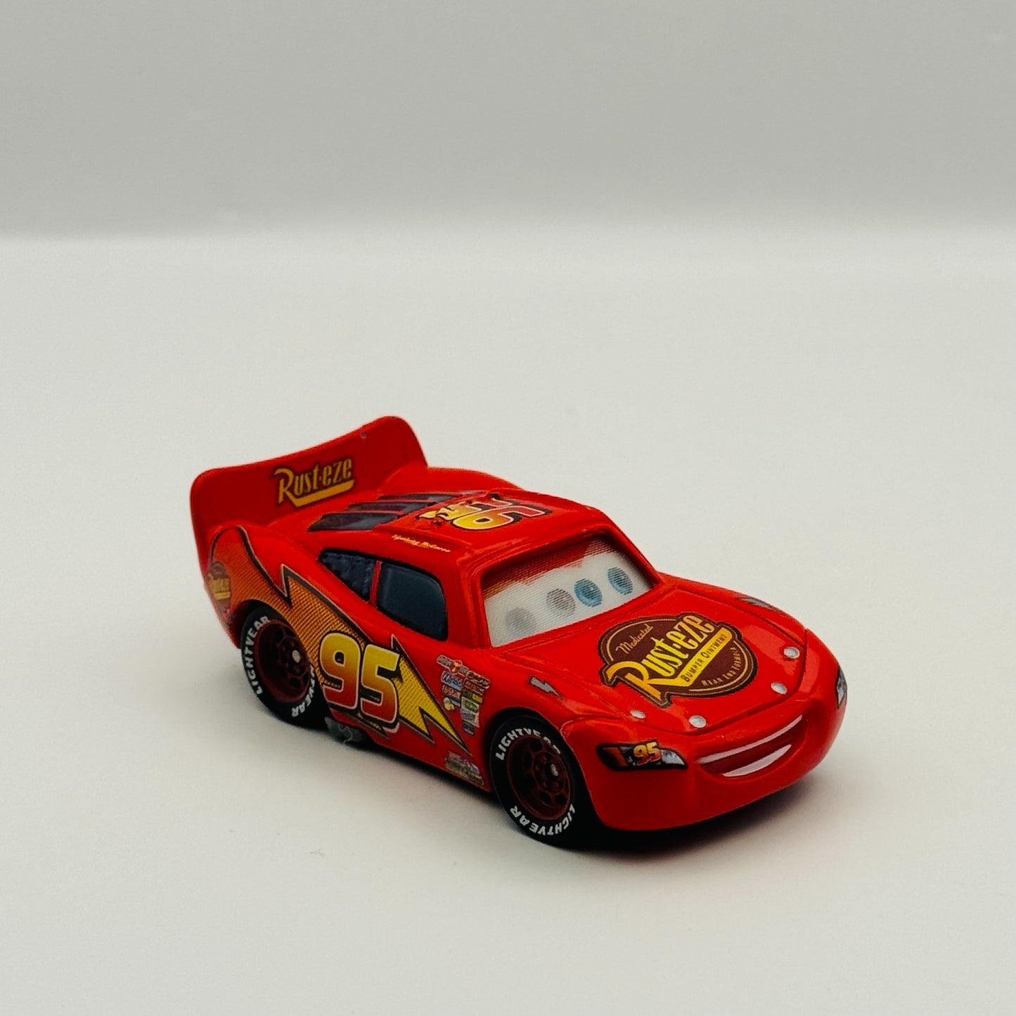 Disney Pixar Cars V3 LIGHTNING MCQUEEN LENTICULAR Eyes Change 2010 1:55 Diecast