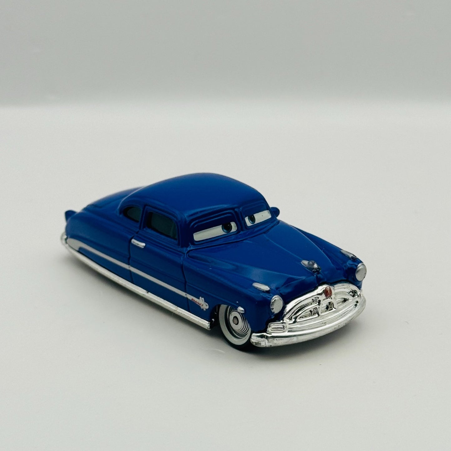 Disney Pixar Cars - DOC HUDSON Supercharged 2007 - 1:55 Diecast