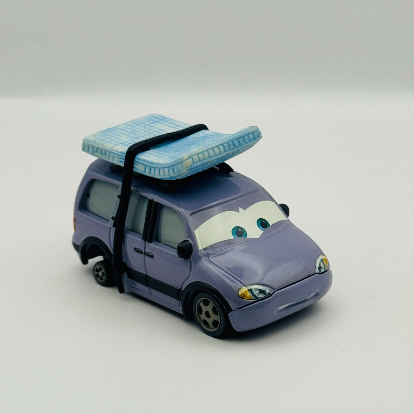 Disney Pixar Cars - LEROY TRAFFIK MATTRESS Radiator Springs Classic 1:55 Diecast