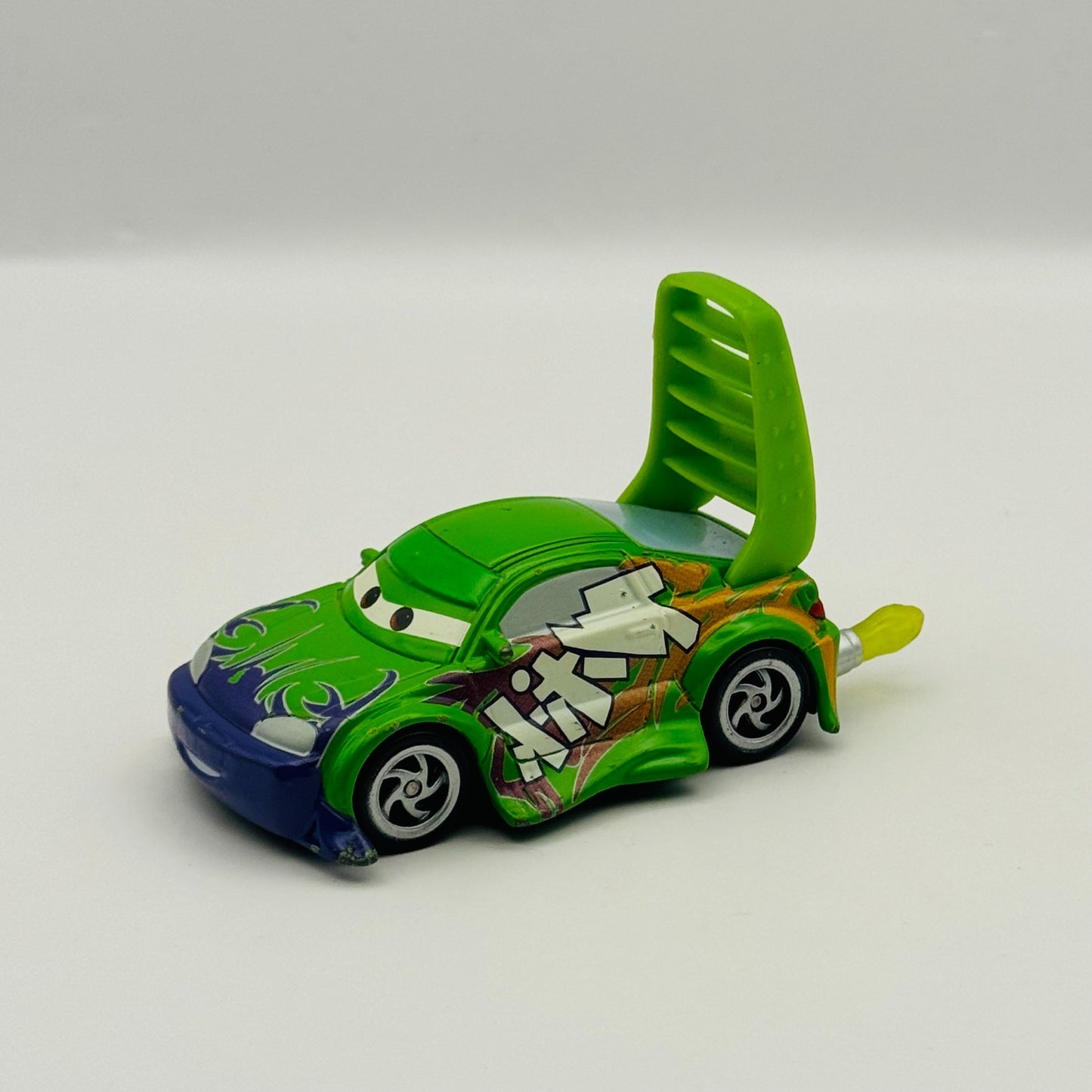 Disney Pixar Cars - WINGO WITH FLAMES Tuners 2013 - 1:55 Diecast