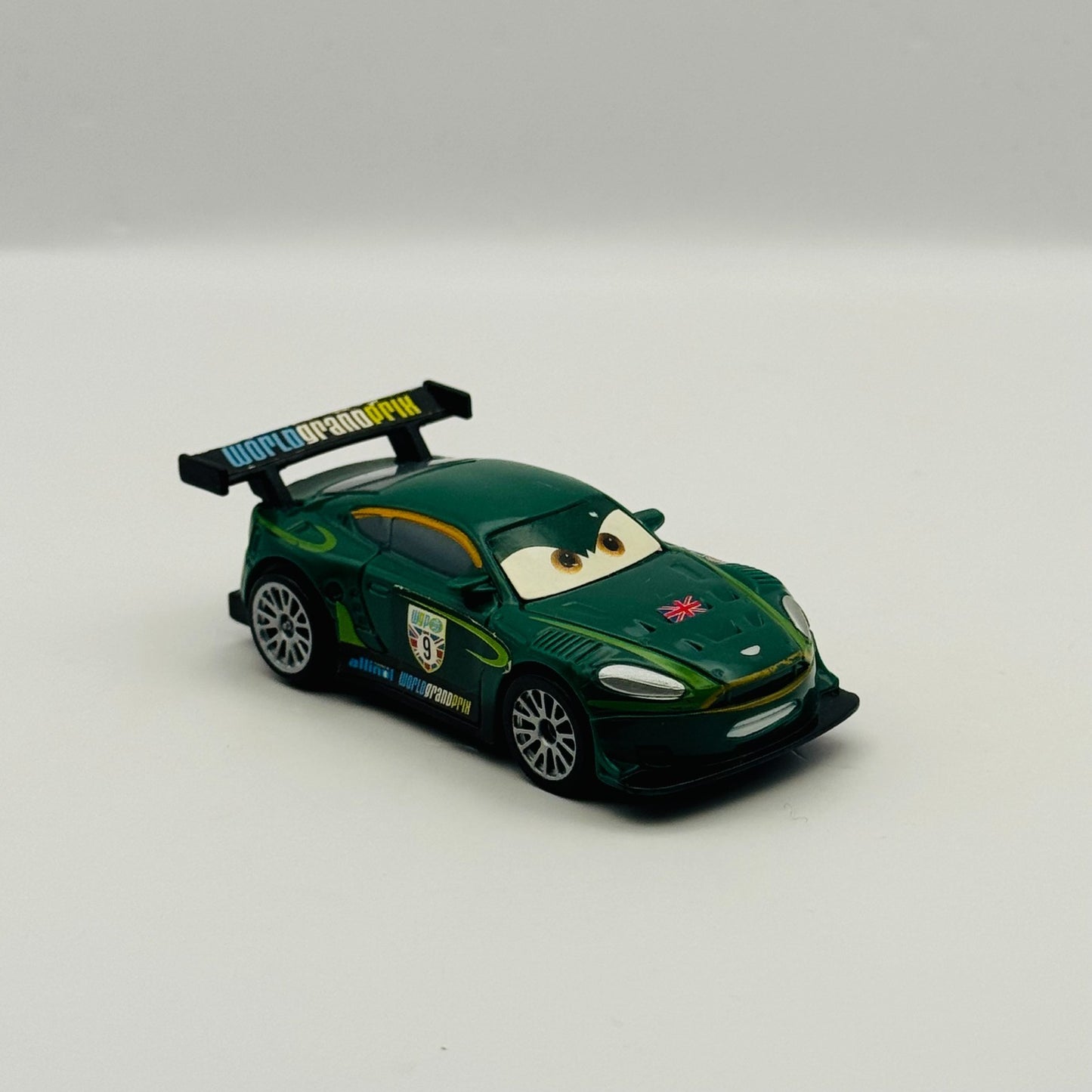 Disney Pixar Cars - CHARGE UPS NIGEL GEARSLEY WGP Cars 2 2011 - 1:55 Scale