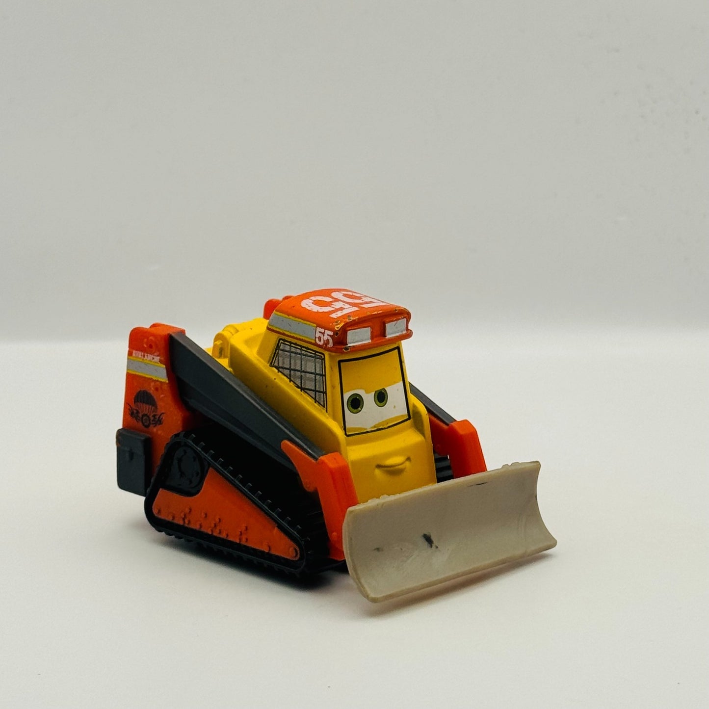 Disney Planes & Pixar Cars - AVALANCHE Smokejumper Fire & Rescue - 1:55 Diecast