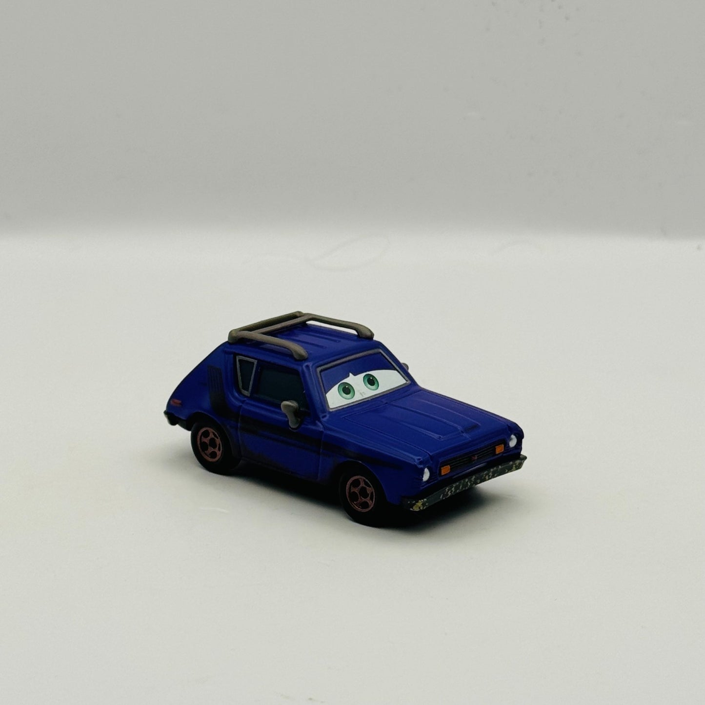 Disney Pixar Cars - DON CRUMLIIN (Green Eyes) 2011 - 1:55 Diecast