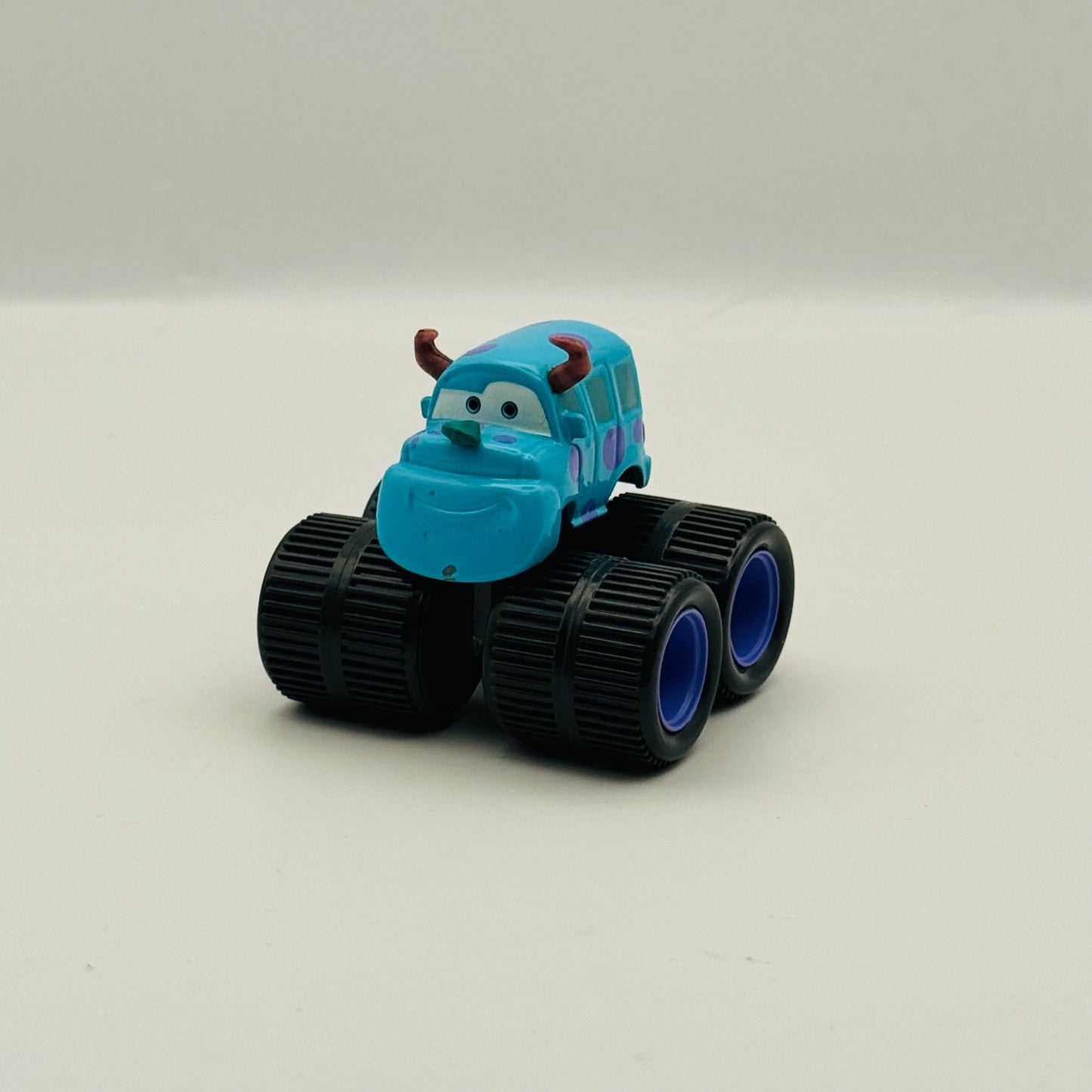 Disney Pixar Cars - SULLEY Monster's INC Supercharged 2007 - 1:55 Diecast