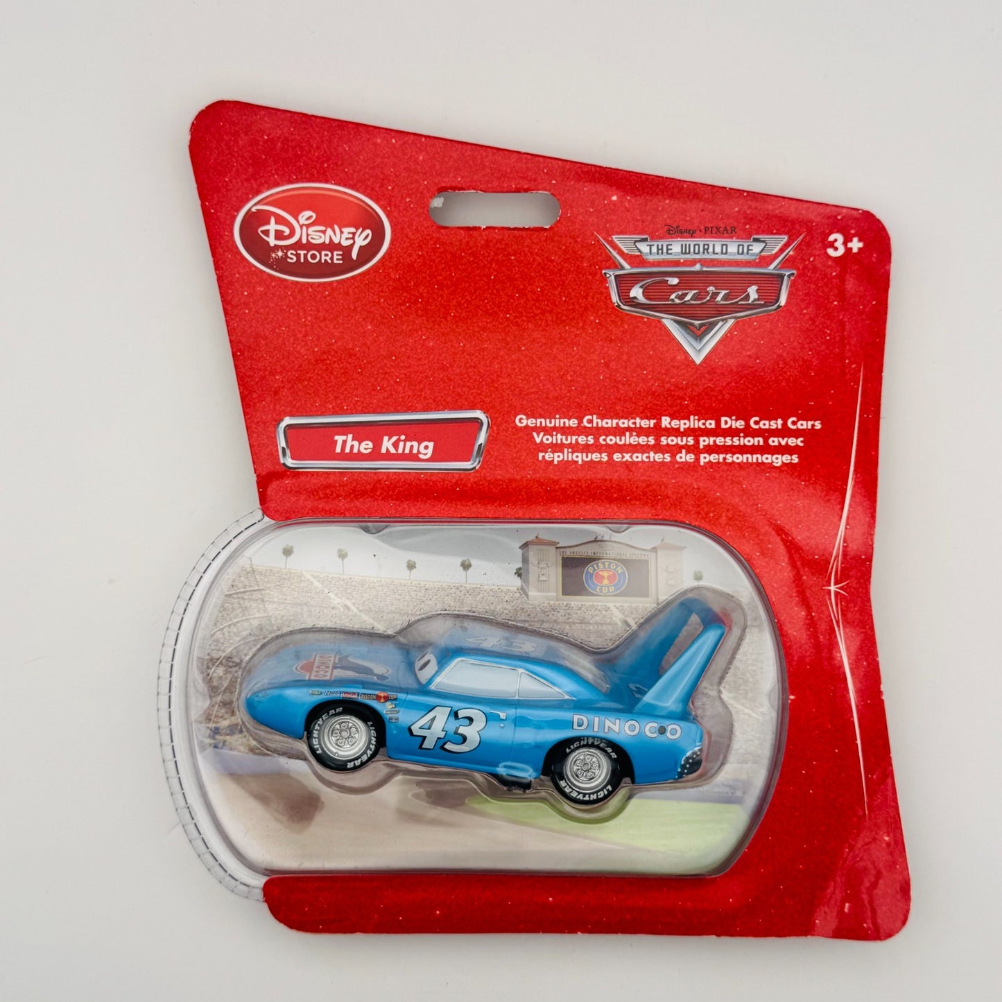Disney Pixar Cars - THE KING STRIP WEATHERS Disney Store 2010 - 1:43 Diecast