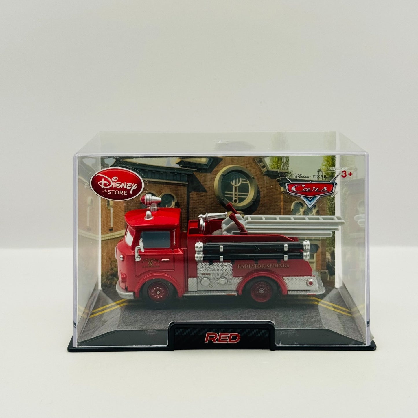 Disney Pixar Cars - RED FIRETRUCK Disney Store - 1:43 Diecast