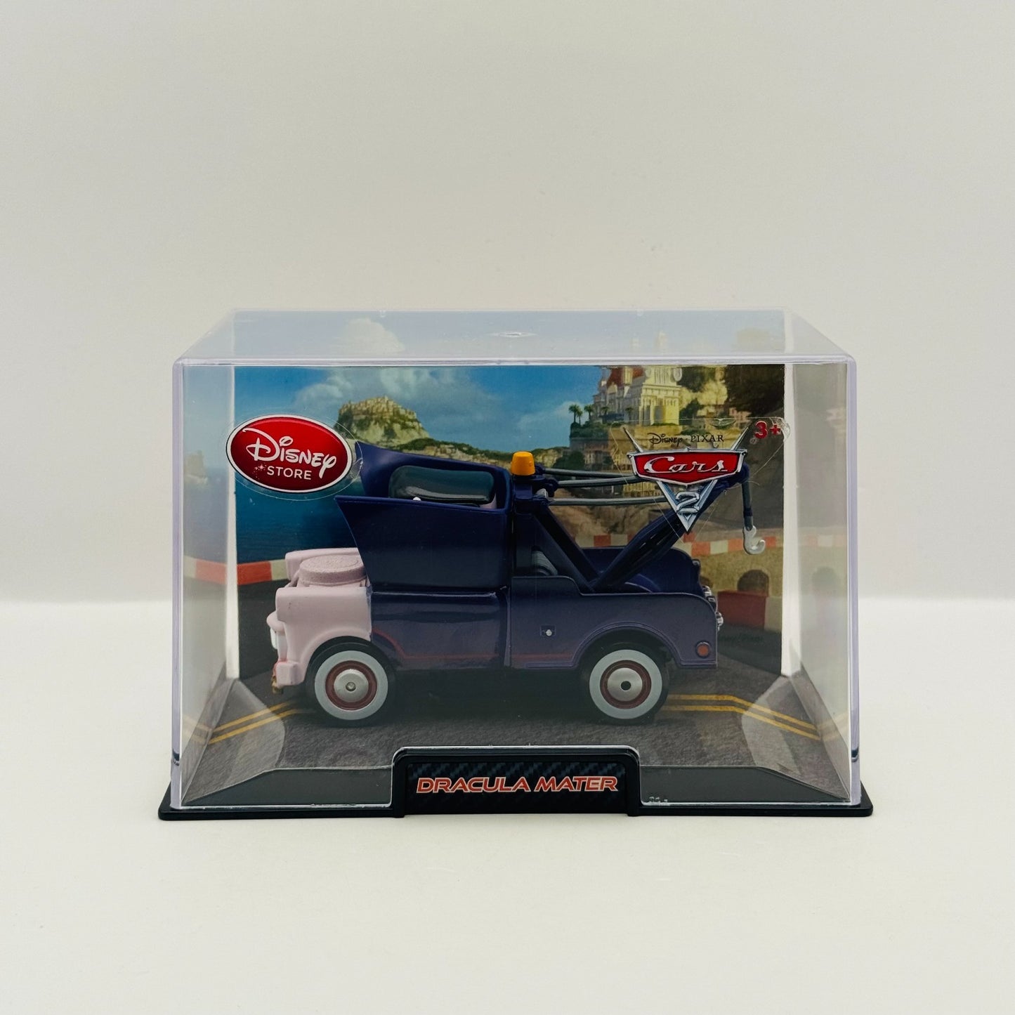 Disney Pixar Cars - VAMPIRE DRACULA MATER Disney Store - 1:43 Diecast