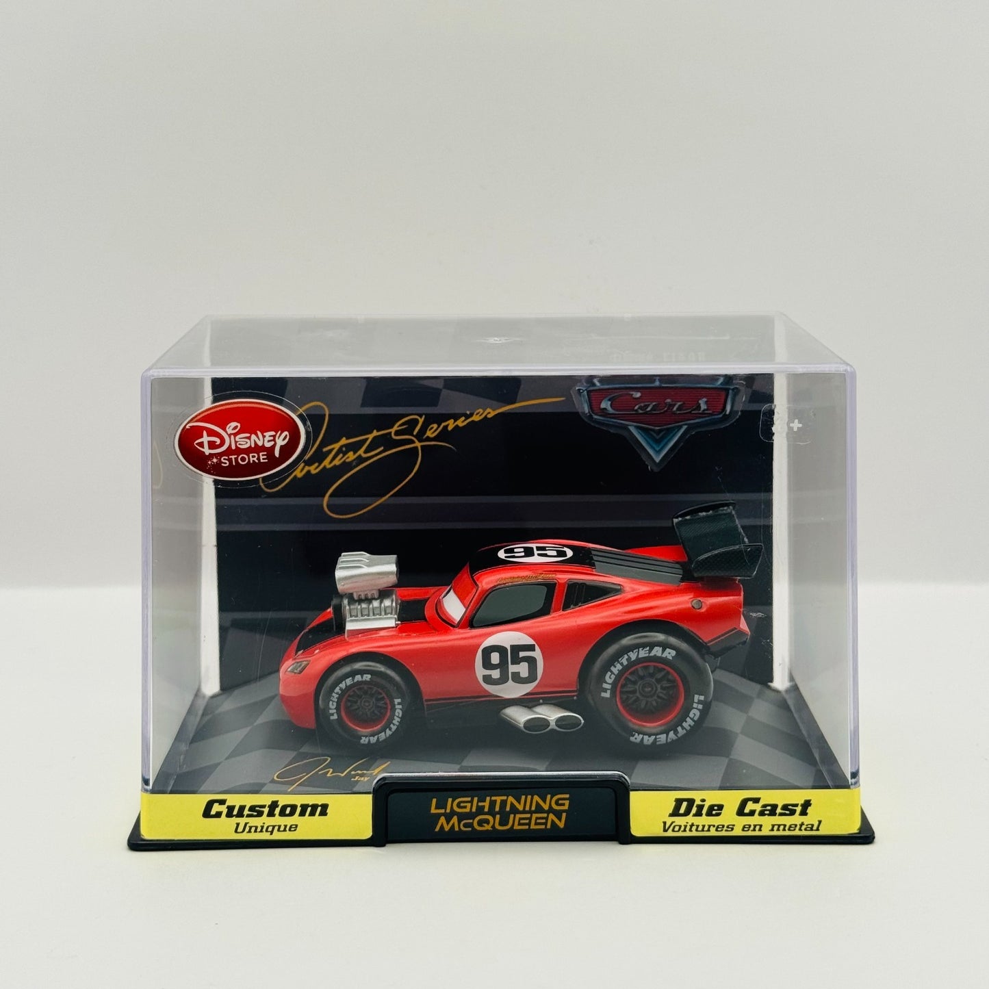 Disney Pixar Cars - ARTIST SERIES MCQUEEN JAY WARD Disney Store - 1:43 Diecast