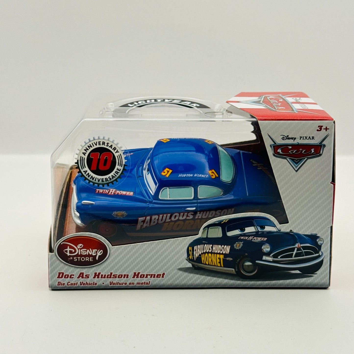 Disney Pixar Cars - FABULOUS HUDSON HORNET DOC Disney Store - 1:43 Diecast