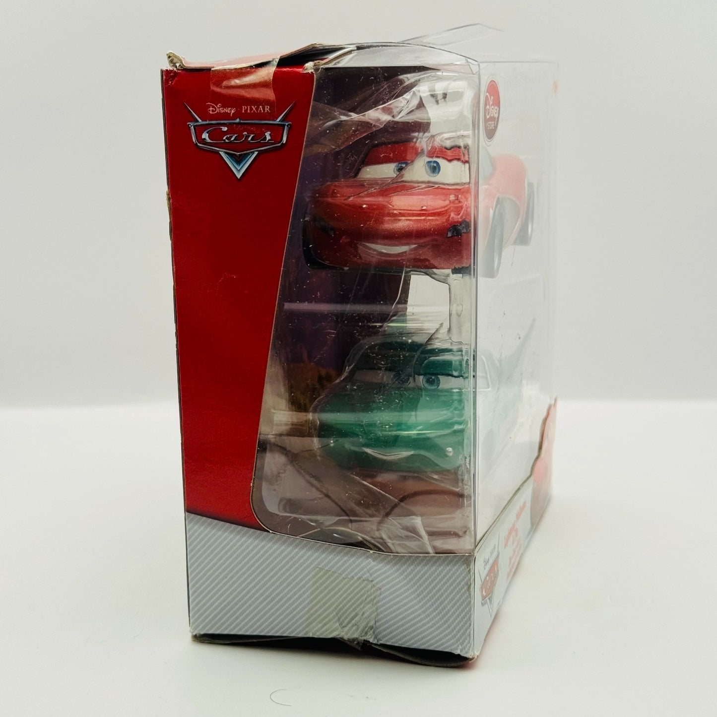 Disney Pixar Cars - LOW N SLOW MCQUEEN & FLO Disney Store - 1:43 Diecast