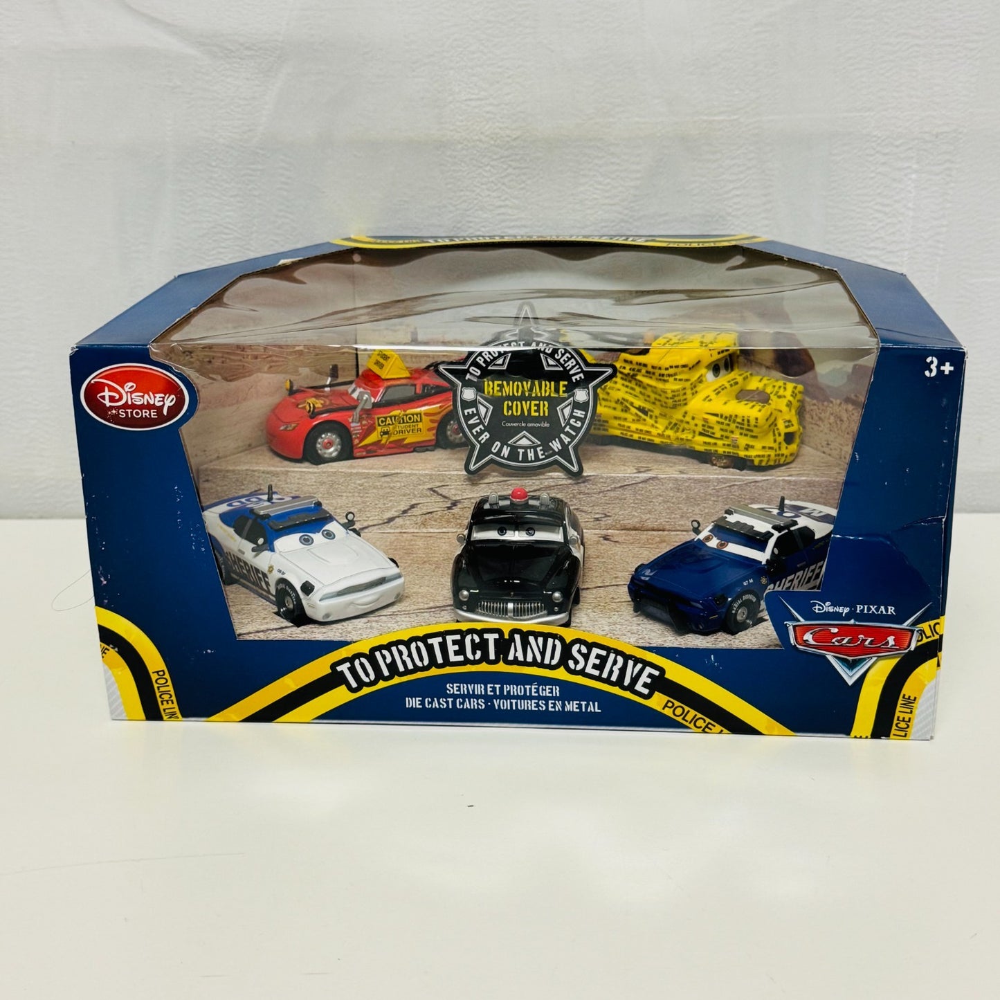 Disney Pixar Cars - TO PROTECT AND SERVE MATER DIDI Disney Store - 1:43 Diecast