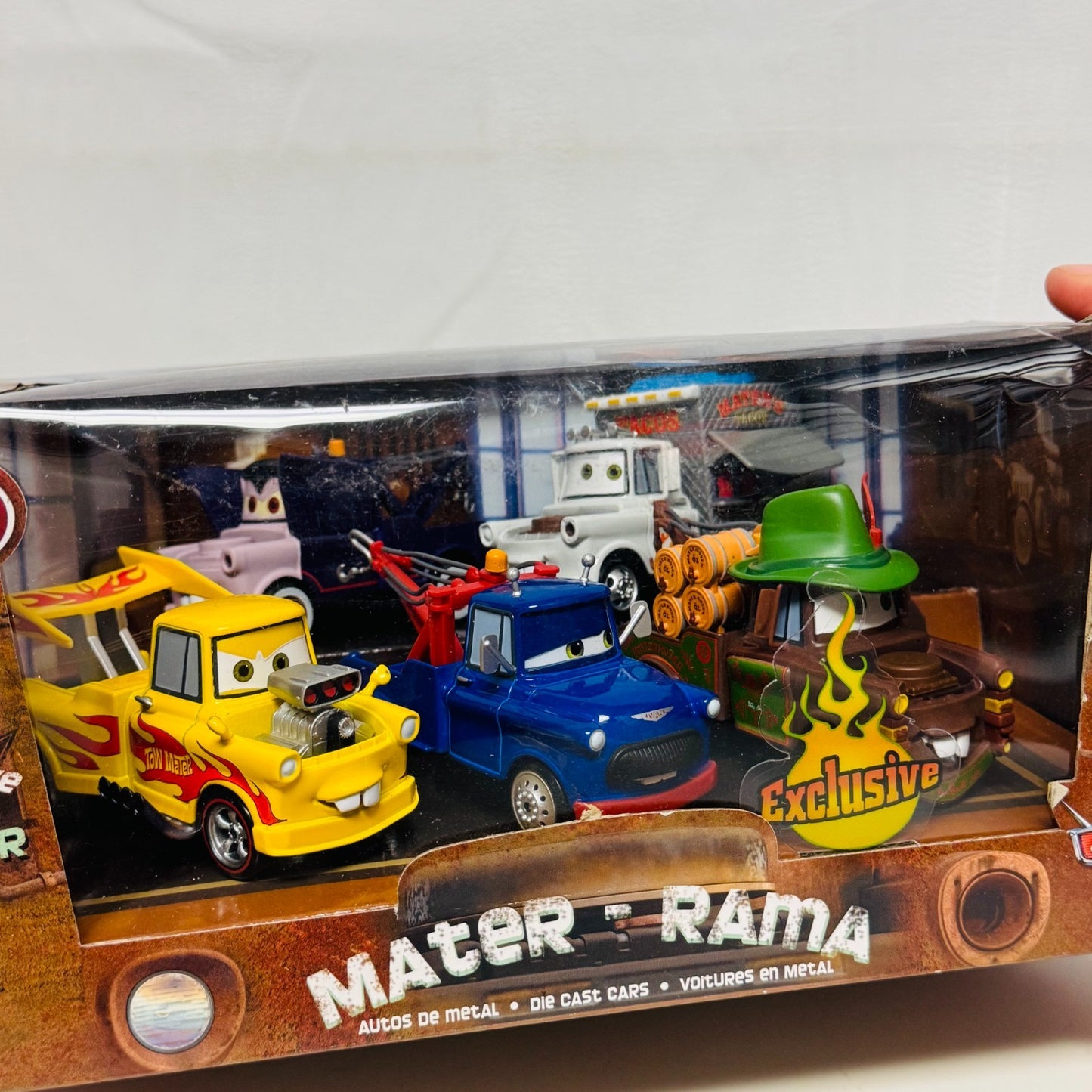 Disney Pixar Cars - MATER-RAMA IVAN DRACULA TACO TRUCK Disney Store 1:43 Diecast