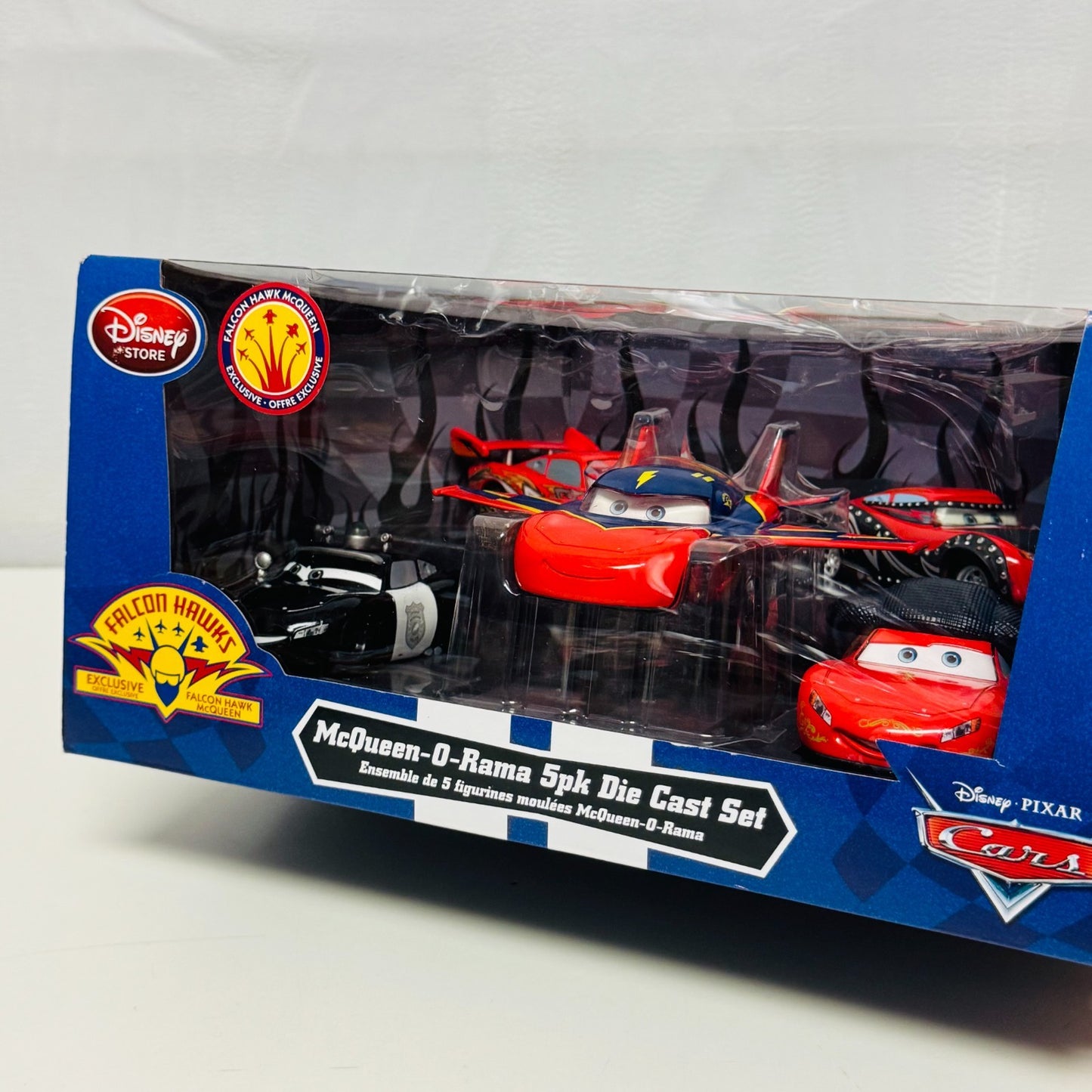 Disney Pixar Cars - TOONS MCQUEEN-O-RAMA HAWK DRAGON Disney Store - 1:43 Diecast