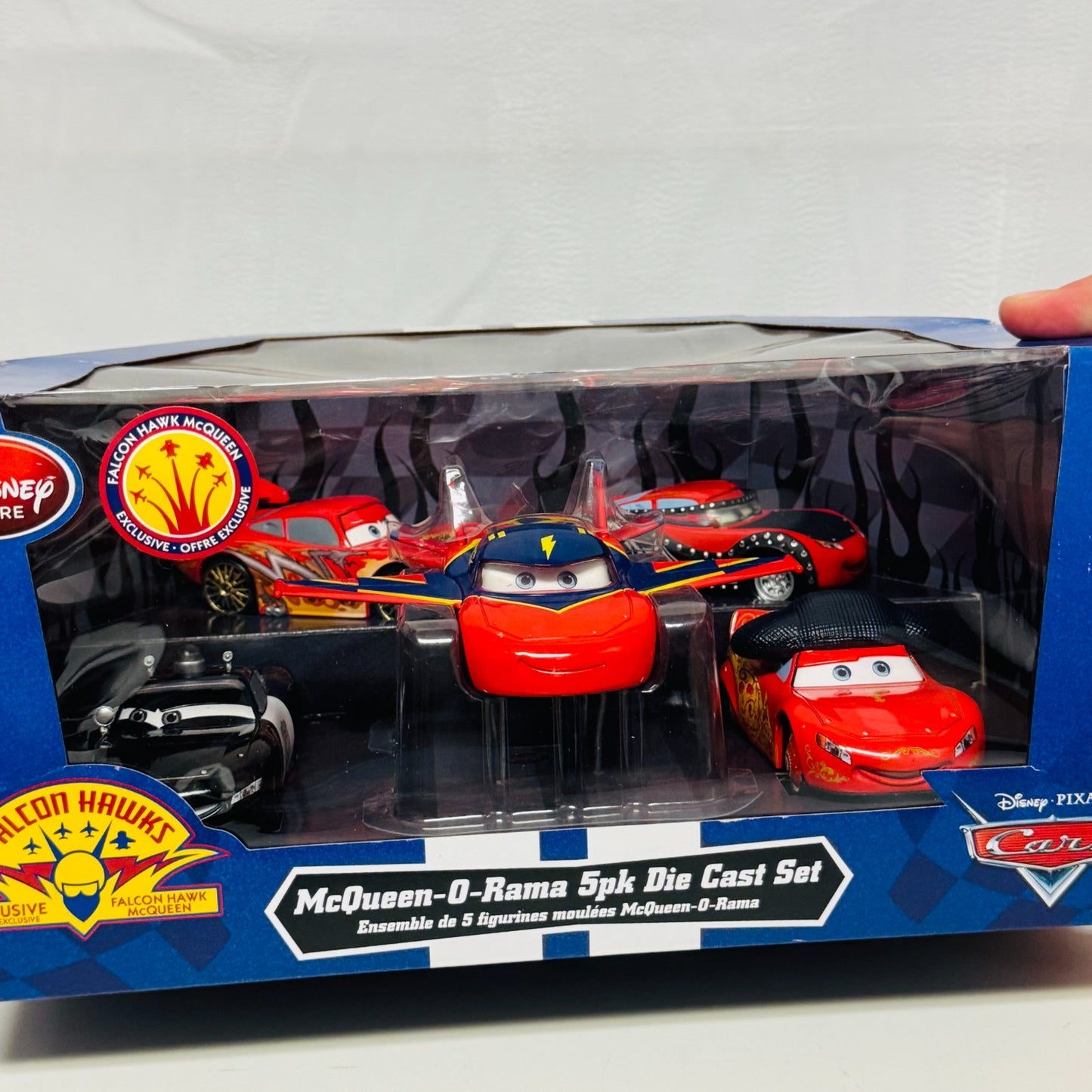 Disney Pixar Cars - TOONS MCQUEEN-O-RAMA HAWK DRAGON Disney Store - 1:43 Diecast