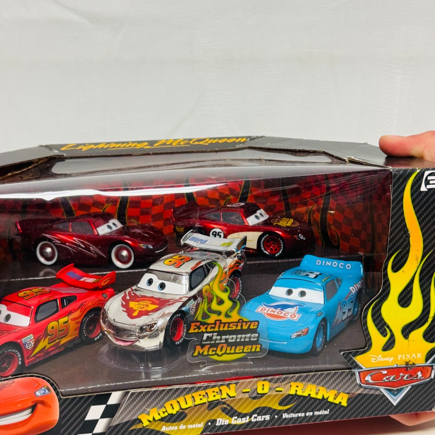 Disney Pixar Cars - MCQUEEN-O-RAMA CHROME MCQUEEN Disney Store - 1:43 Diecast