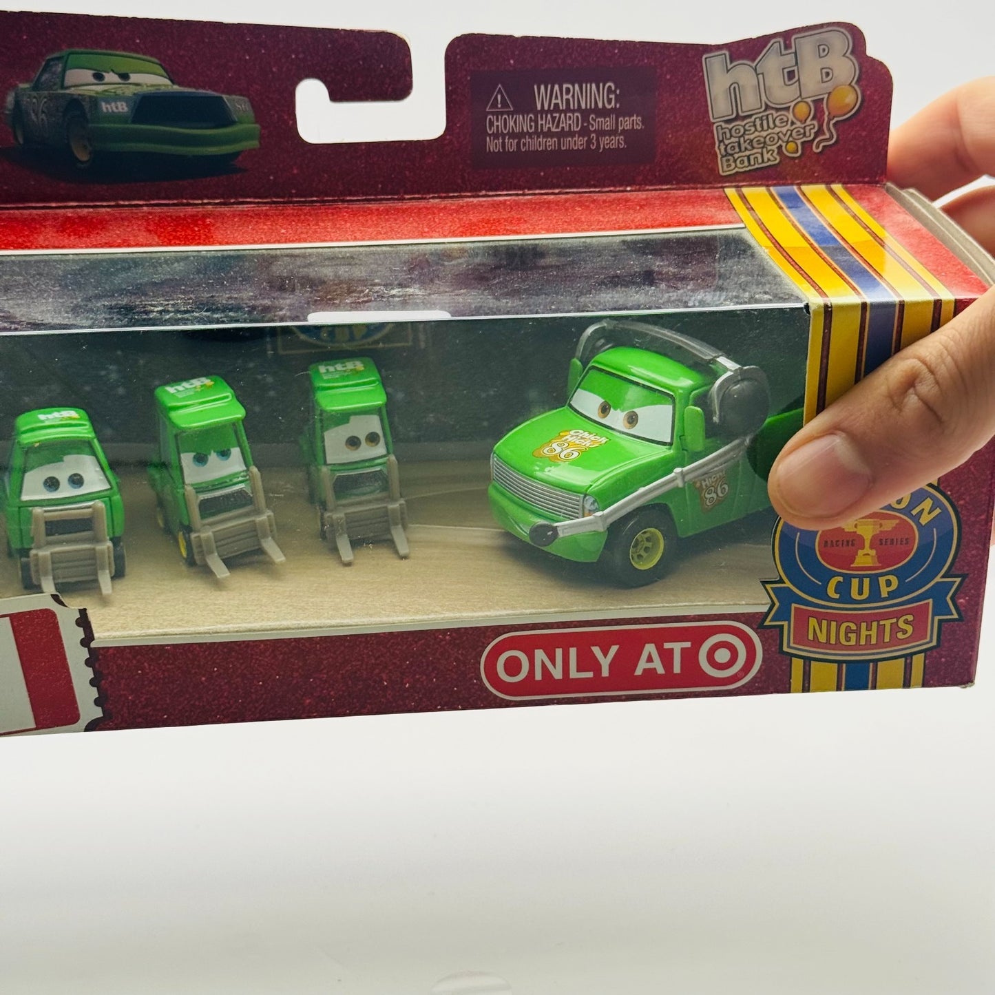 Disney Pixar Cars - CHICK HICKS TEAM HTB CREW CHIEF PITTYS PIT CREW 1:55 Diecast