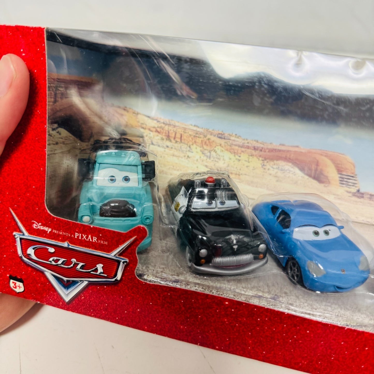 Disney Pixar Cars CHARACTER PACK ROLLIN BOWLIN MATER Desert Series 1:55 Diecast