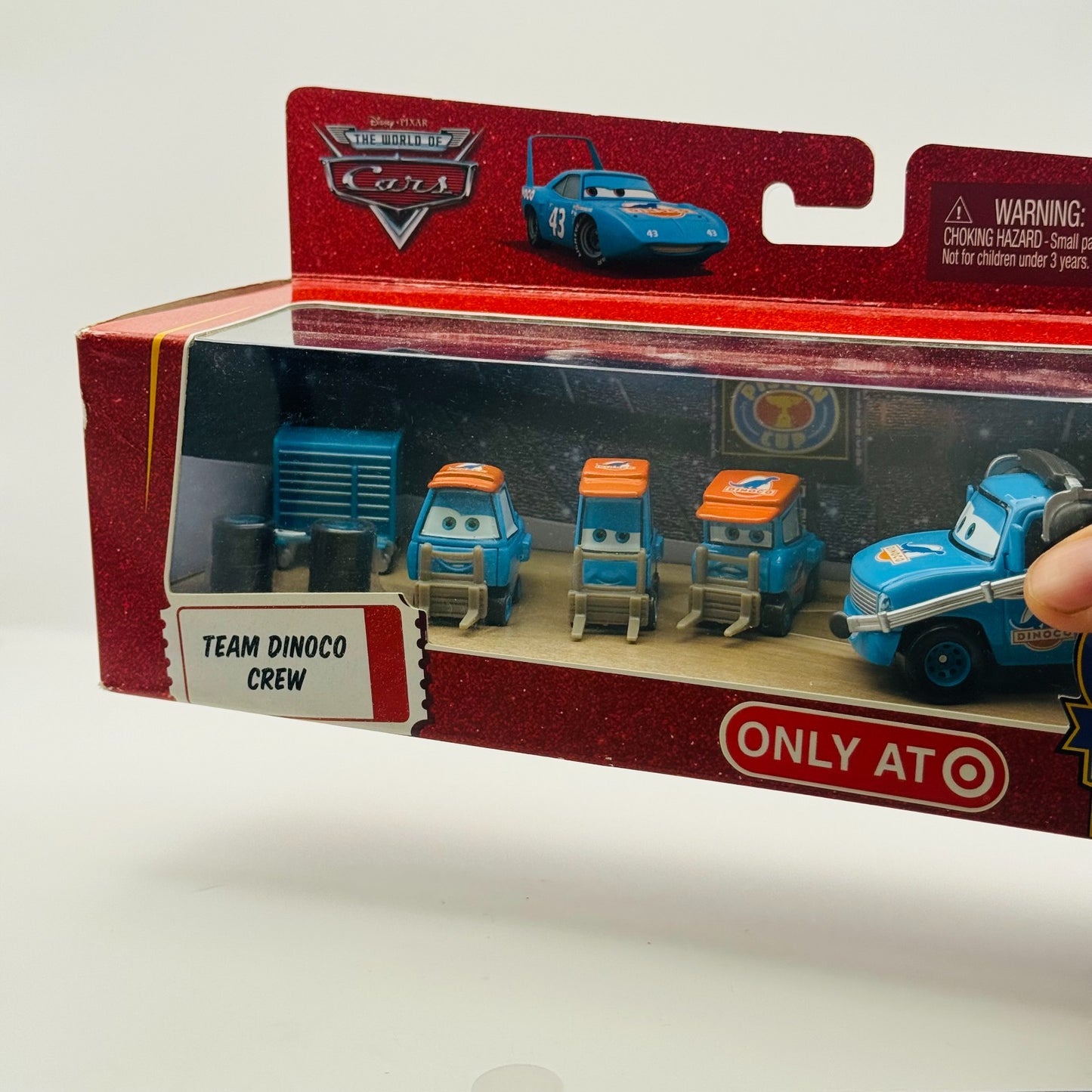 Disney Pixar Cars - TEAM DINOCO CREW CHIEF & 3 PITTYS PIT CREW SET -1:55 Diecast