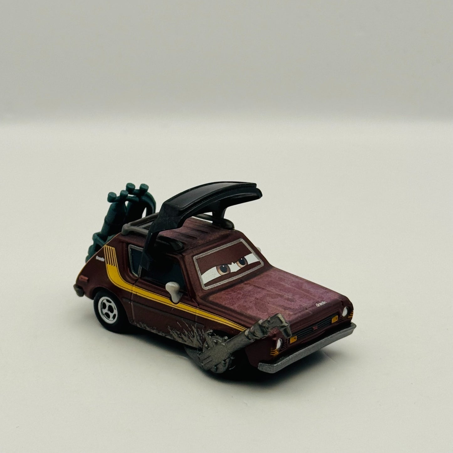 Disney Pixar Cars - TOWGA GREMLIN Oil Rig Getaway 2016 - 1:55 Diecast