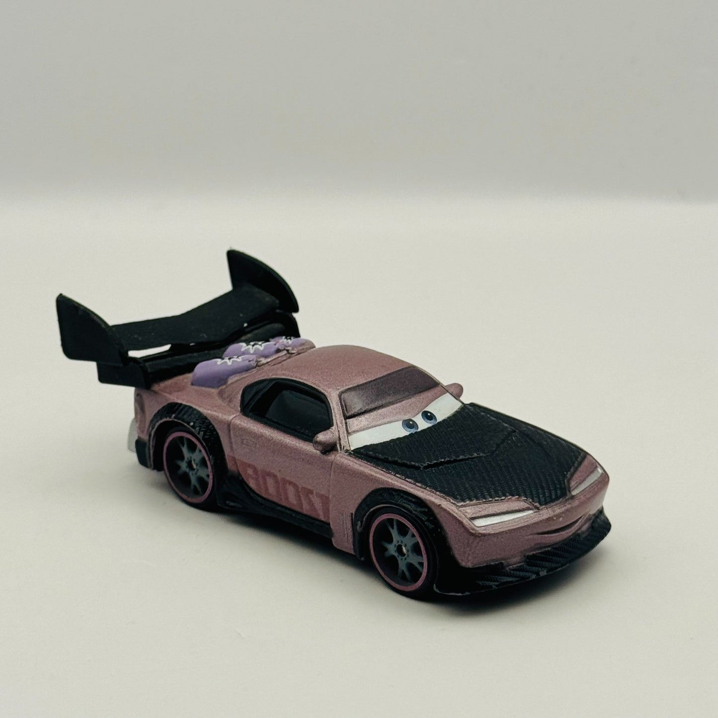 Disney Pixar Cars - BOOST Tuners *PINK RIMS* Final Lap 2010 - 1:55 Diecast