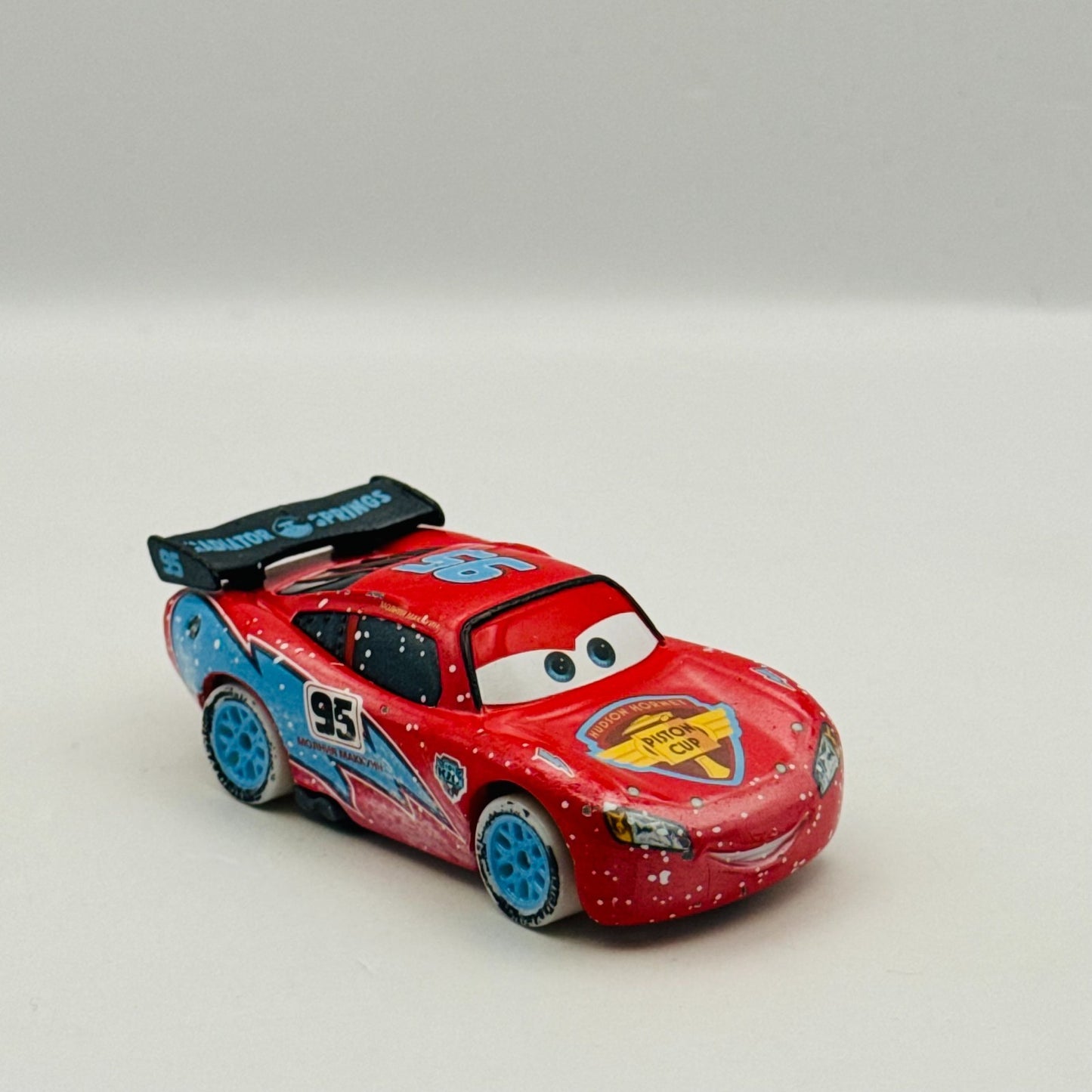 Disney Pixar Cars - ICE RACERS LIGHTNING MCQUEEN TROC 2015 - 1:55 Diecast