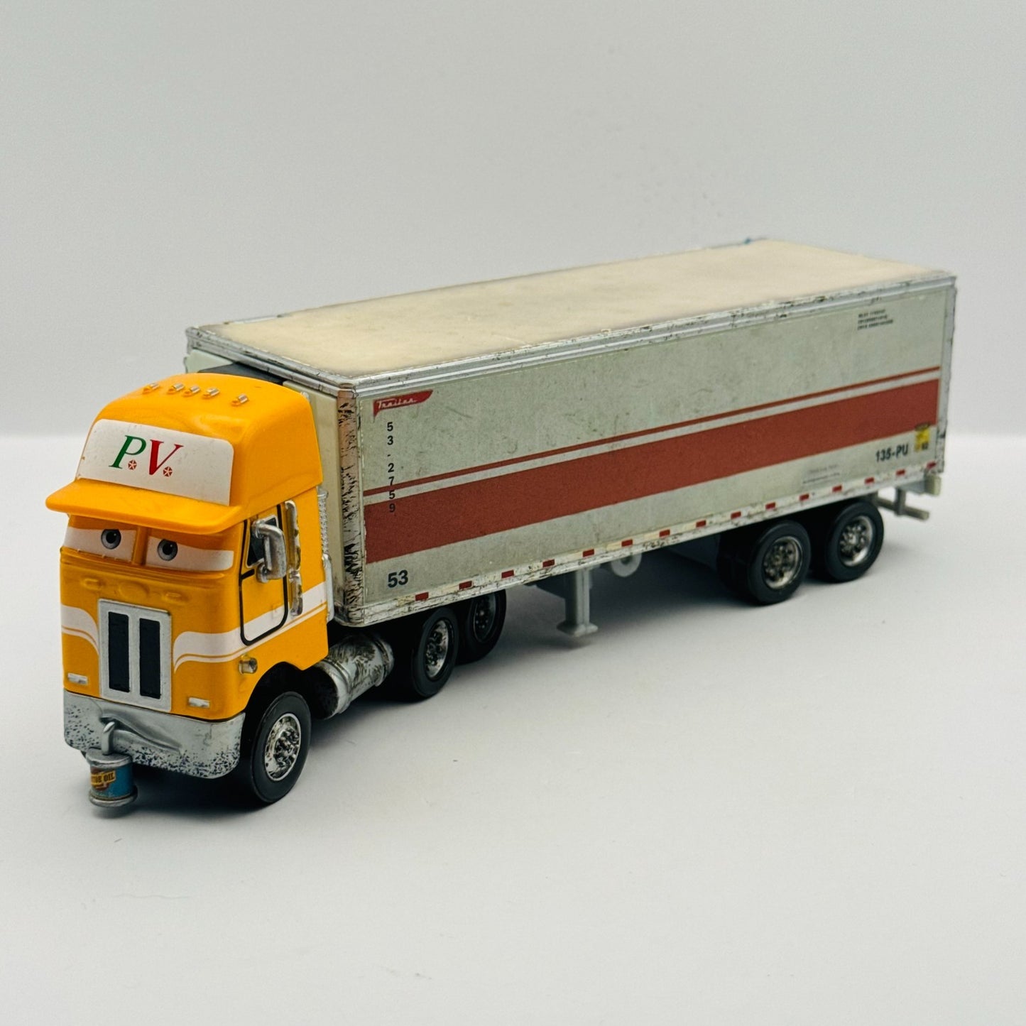 Disney Pixar Cars - PAUL VALDEZ HAULER 2010 - 1:55 Diecast