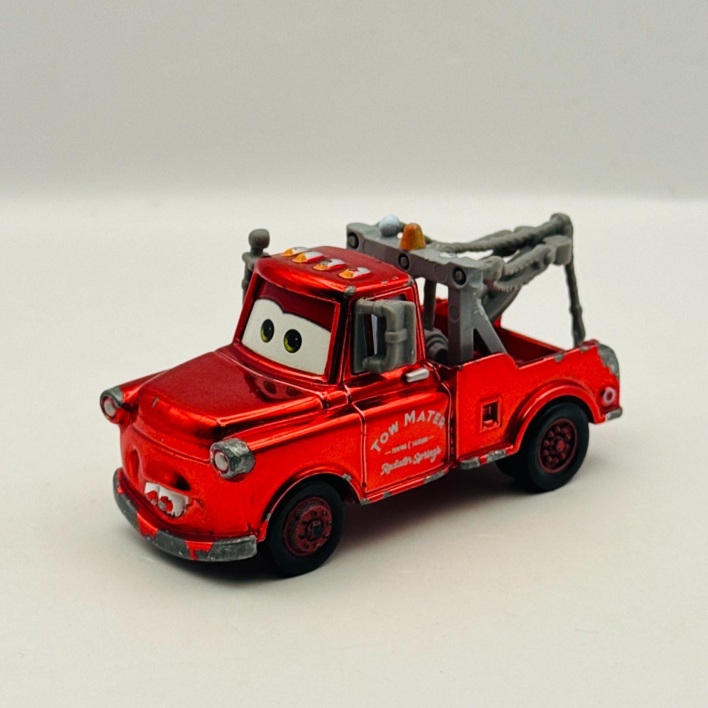 Disney Pixar Cars - RACING RED MATER *VERY USED* 2021 - 1:55 Diecast