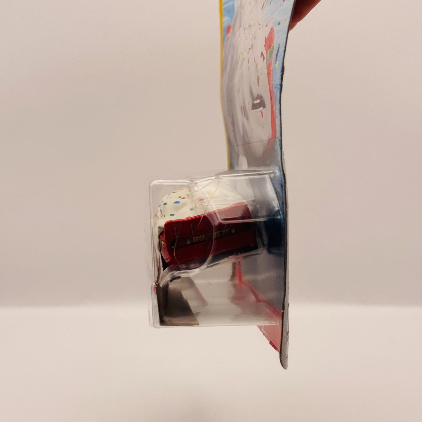 Disney Pixar Cars - CUPCAKE LIGHTNING MCQUEEN 2020 - 1:55 Diecast