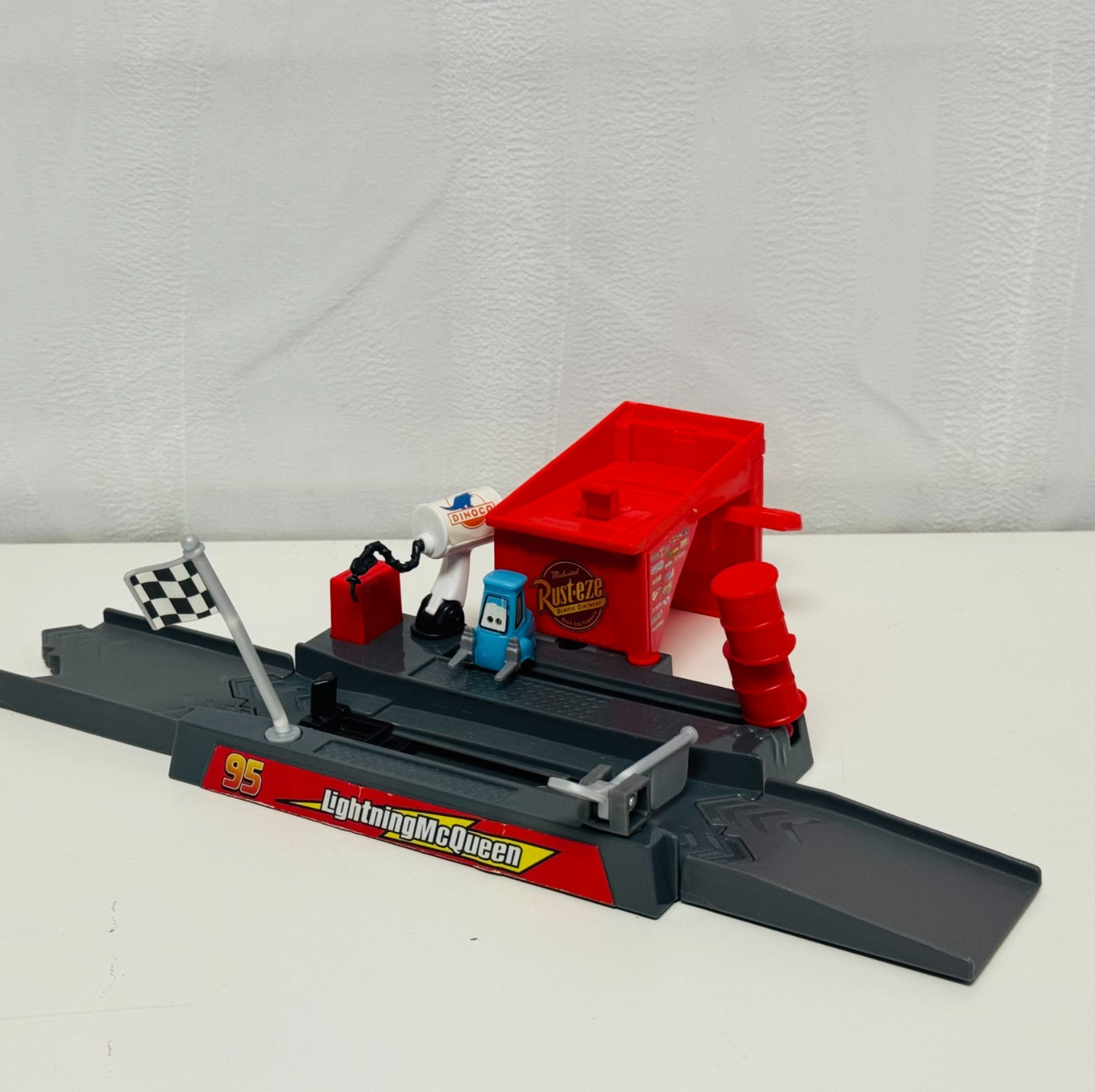 Disney Pixar Cars - STORY SETS PISTON CUP PIT STOP LAUNCHER SET - 1:55 Scale