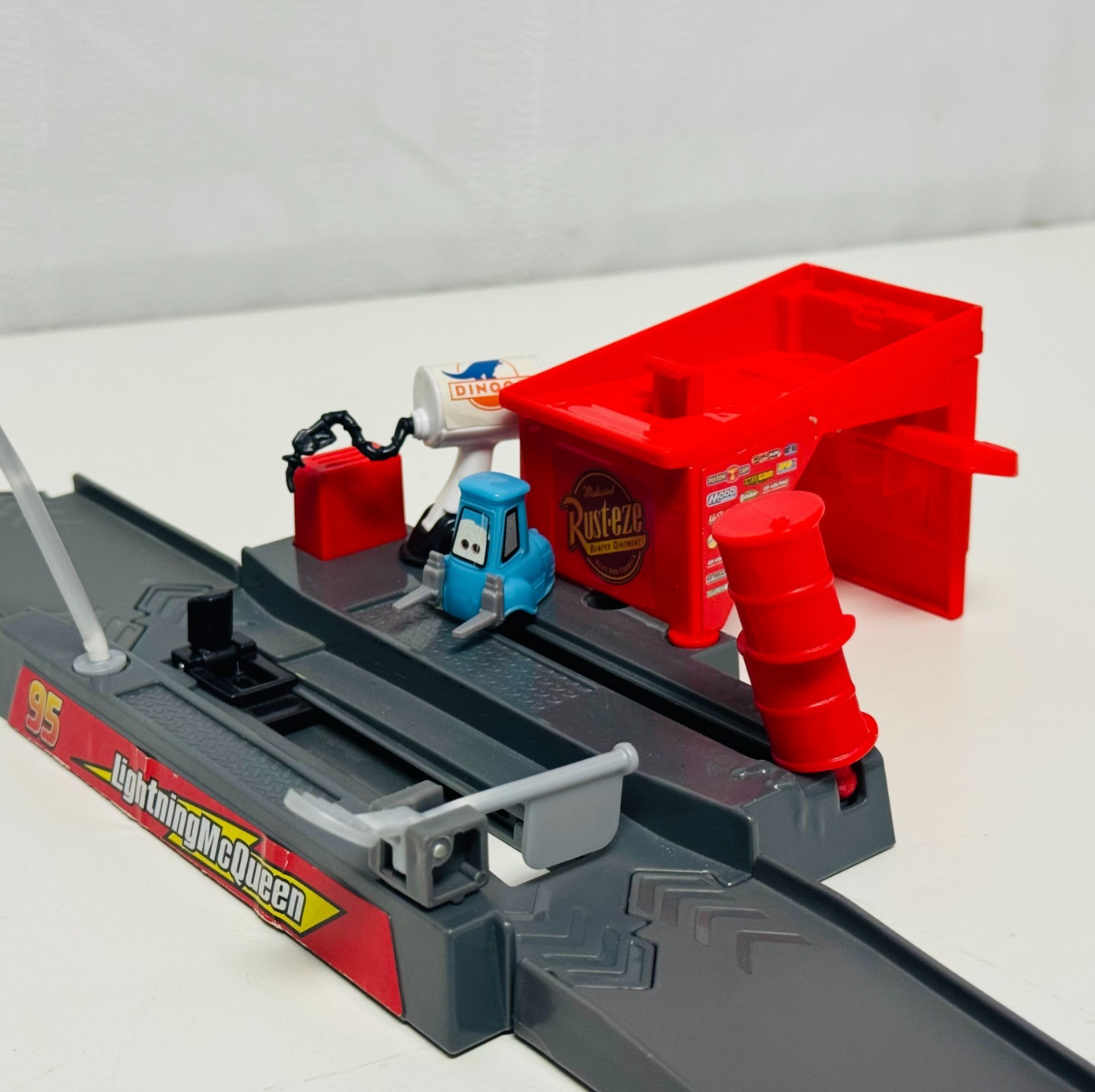 Disney Pixar Cars - STORY SETS PISTON CUP PIT STOP LAUNCHER SET - 1:55 Scale