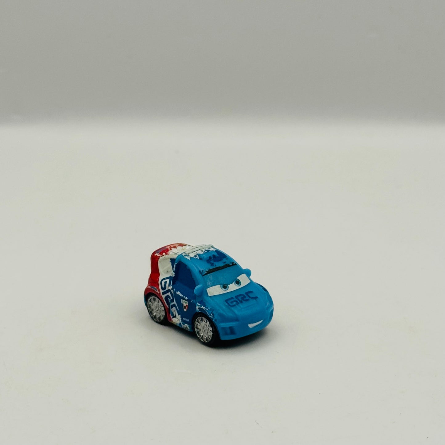 Disney Pixar Cars - Micro Drifters RAOUL CAROULE WGP - Rolling